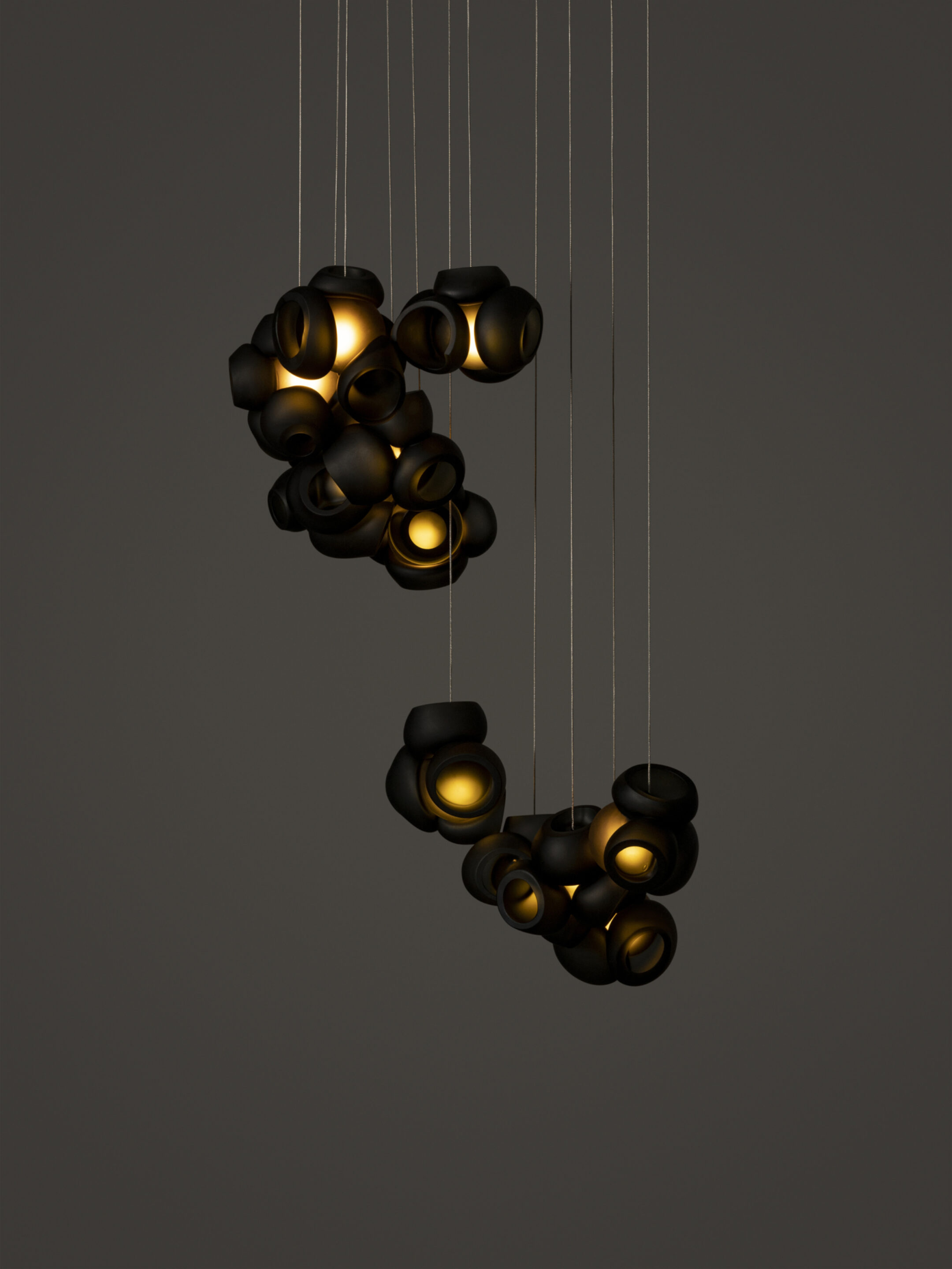 100 11 SQ Random Grey Dark