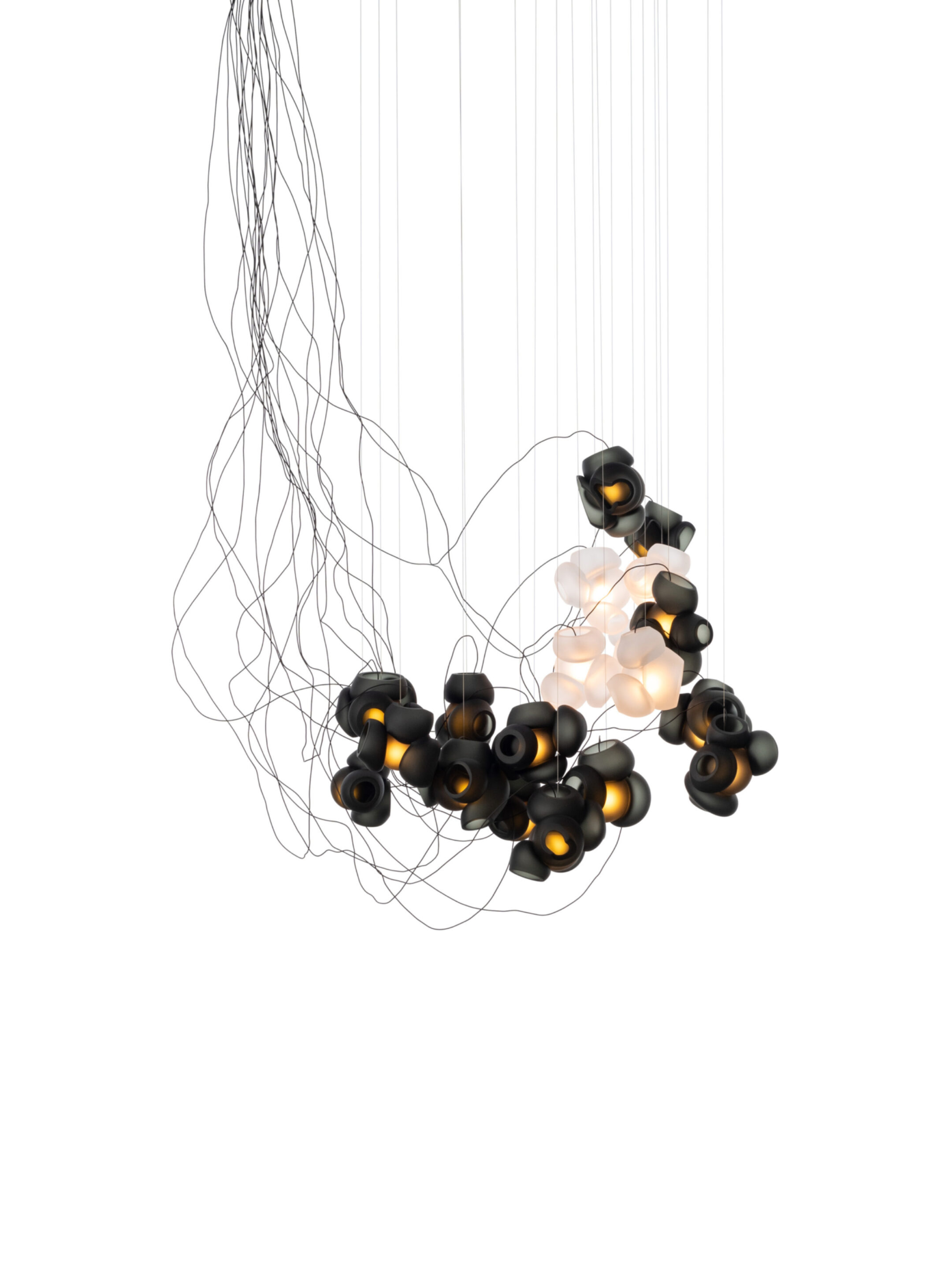 100 19 Sculptural Cable Black Greyw Clear On