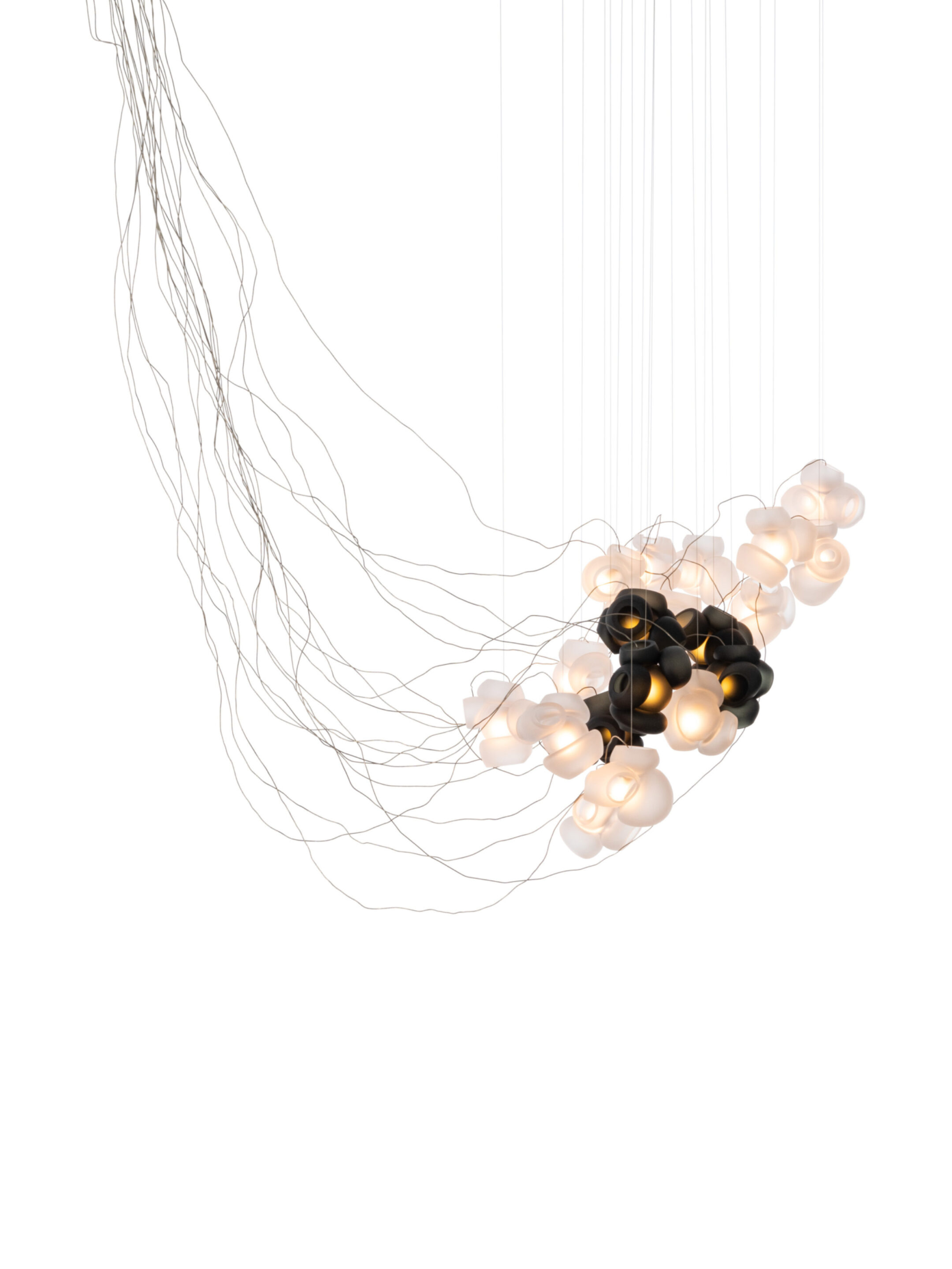 100 19 Sculptural Cable Nickel Clearw Grey On