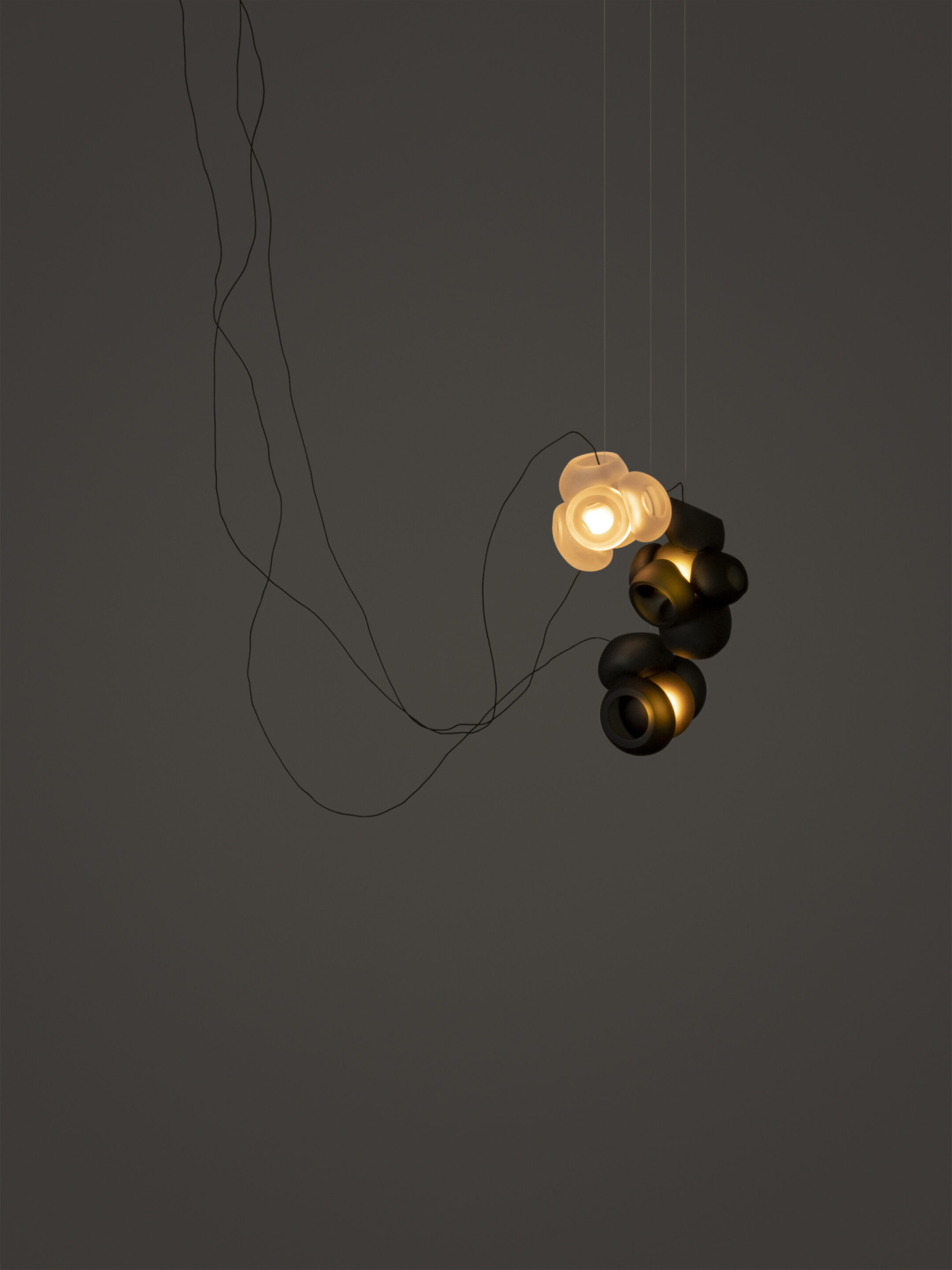 100 3 Sculptural Cable Black Greyw Clear Dark