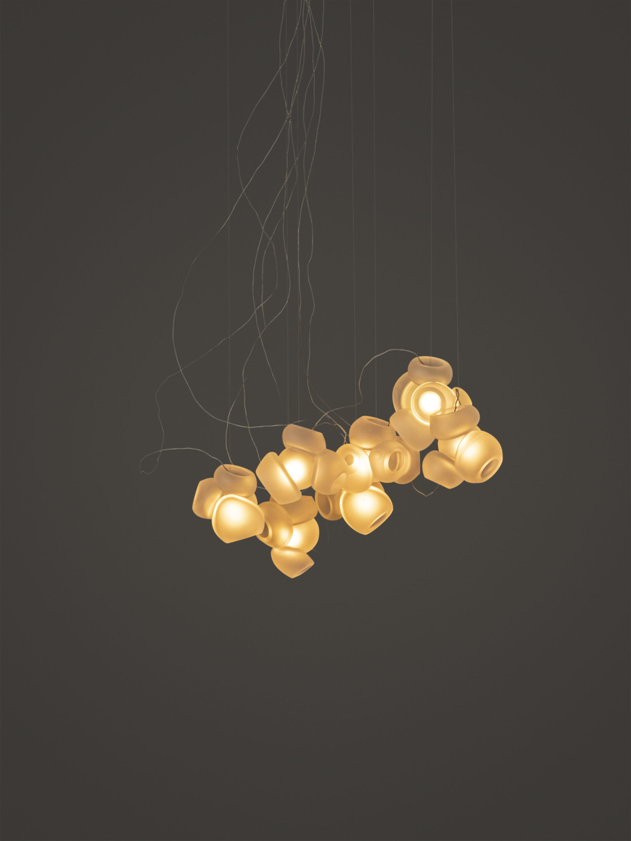 100 7 Sculptural Cable Nickel Clear Dark