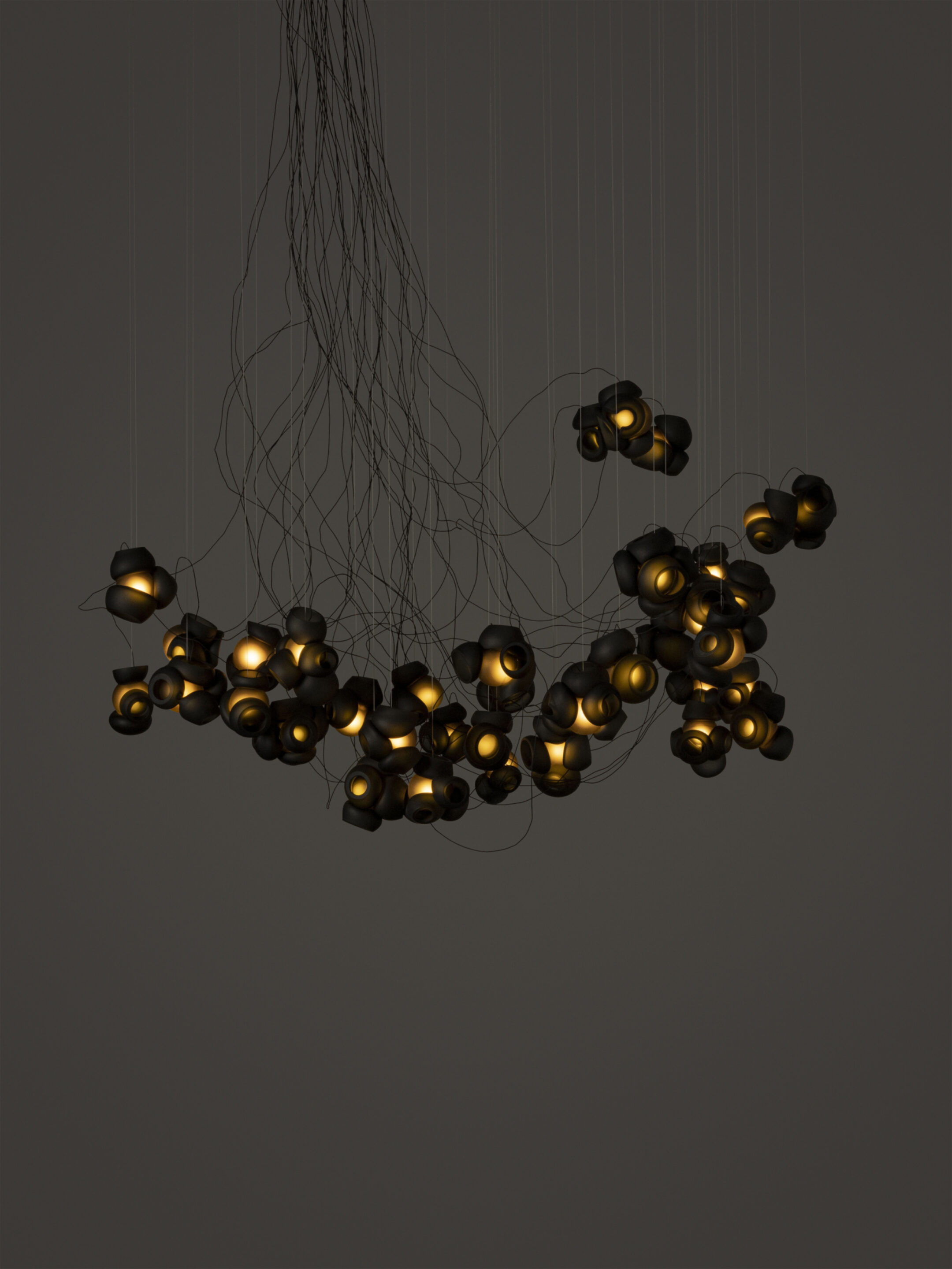 100 37 Sculptural Cable Black Grey Dark