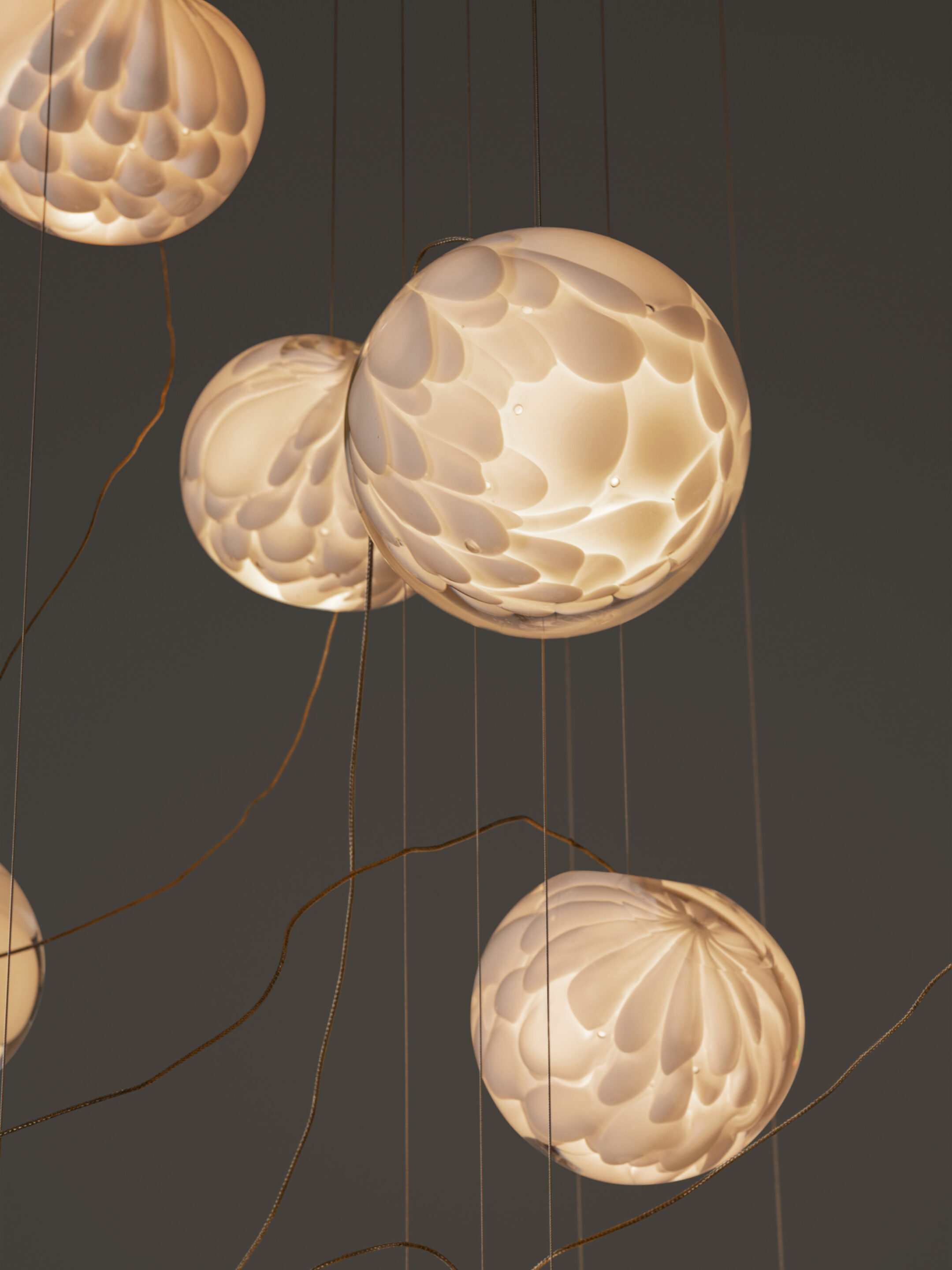118 Sculptural Cable Nickel Dark Detail 2