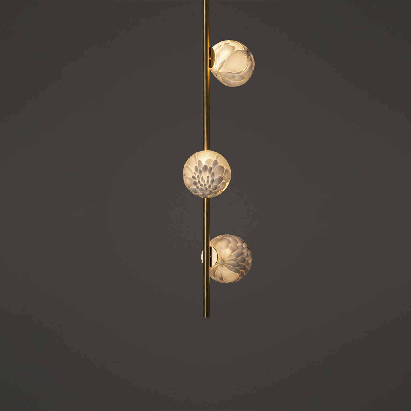 118 3 Ceiling 3ft Brass Dark thumb