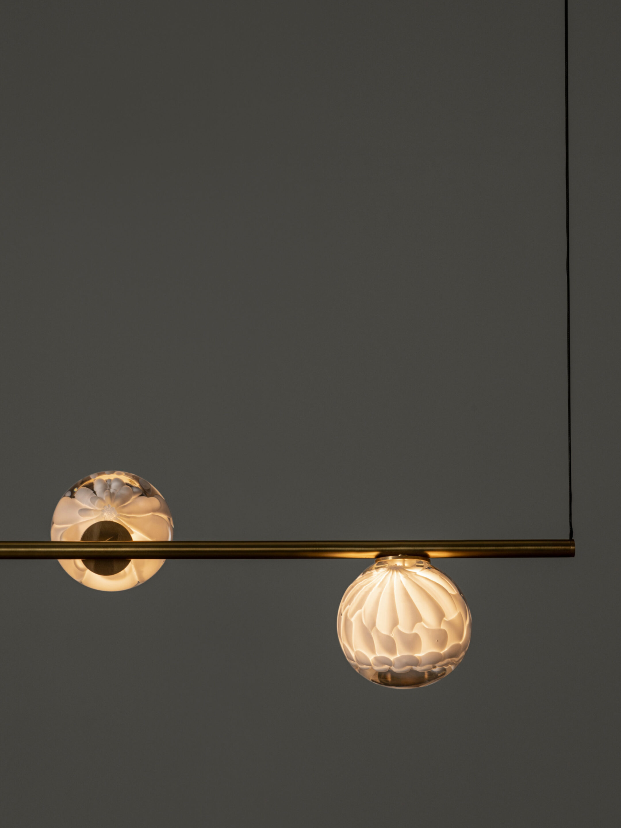 118 3 Suspended H 3ft Brass Dark Detail