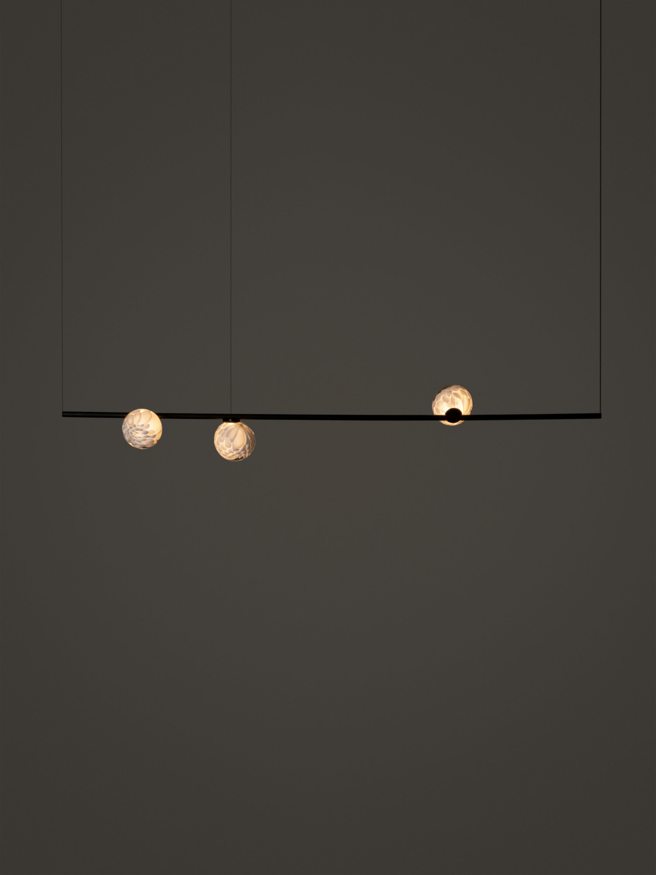 118 3 Suspended H 6ft Black Dark
