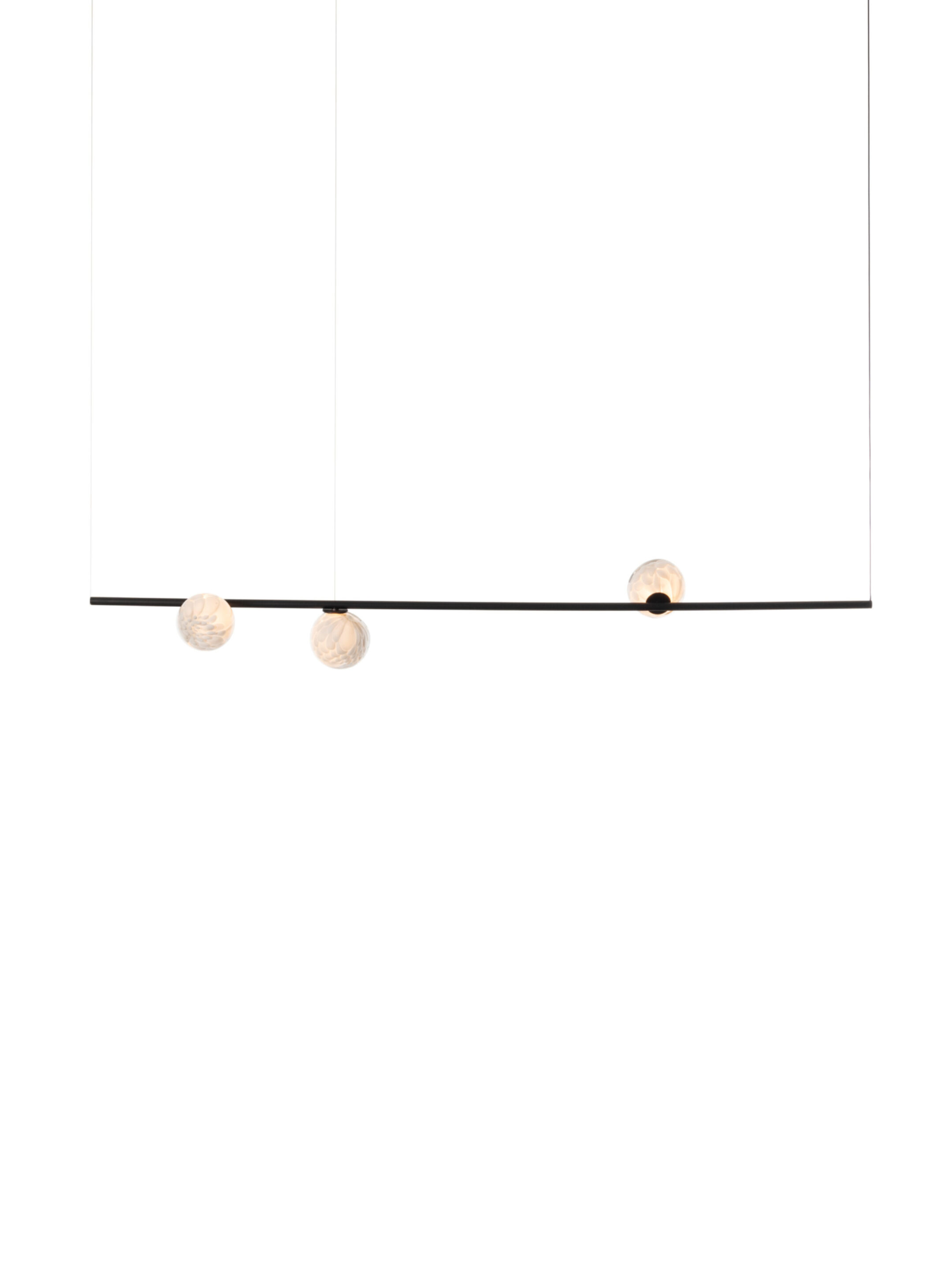 118 3 Suspended H 6ft Black On
