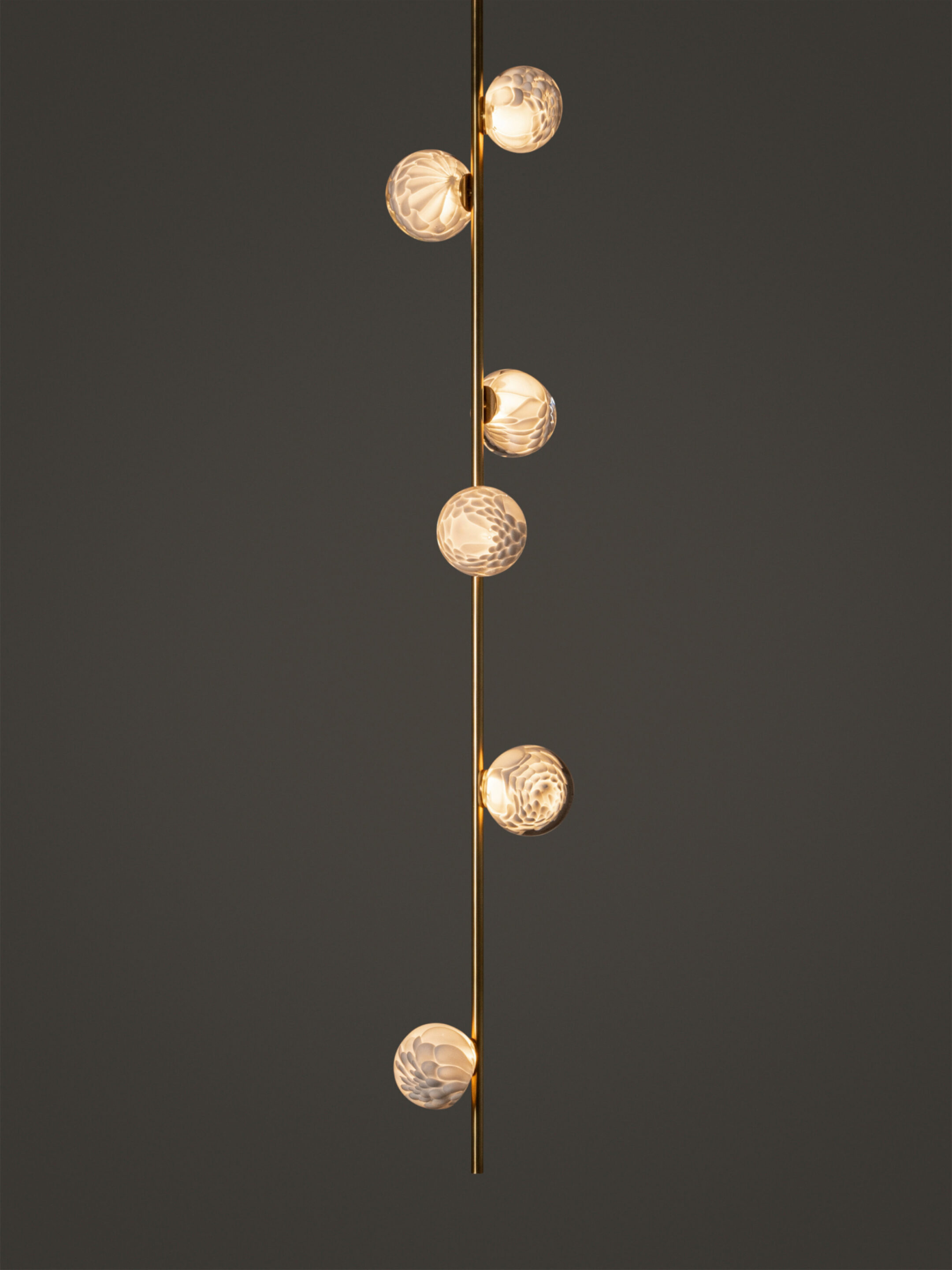 118 6 Ceiling Brass Dark