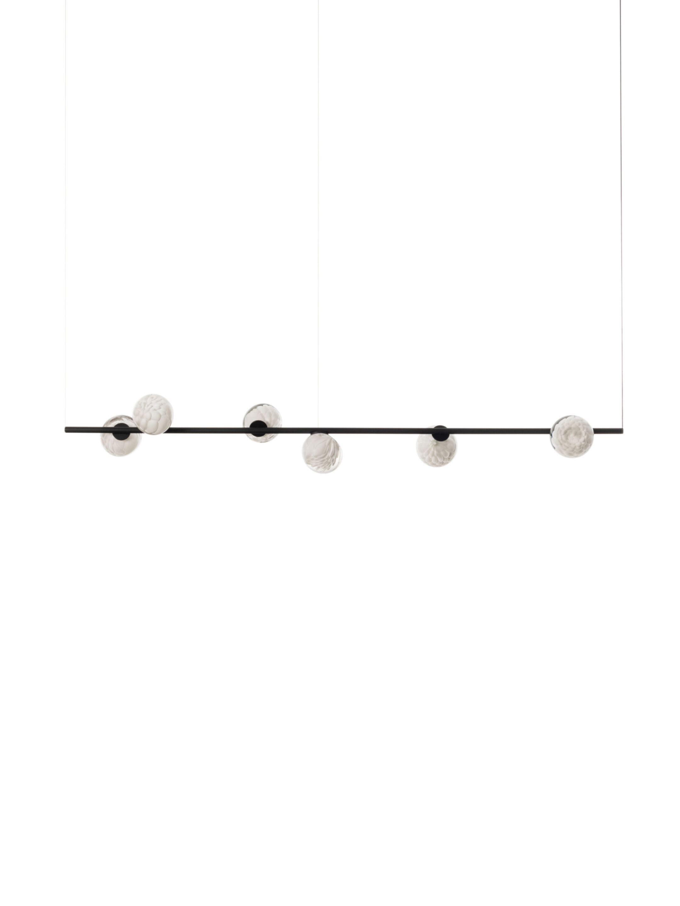118 6 Suspended H Black Off