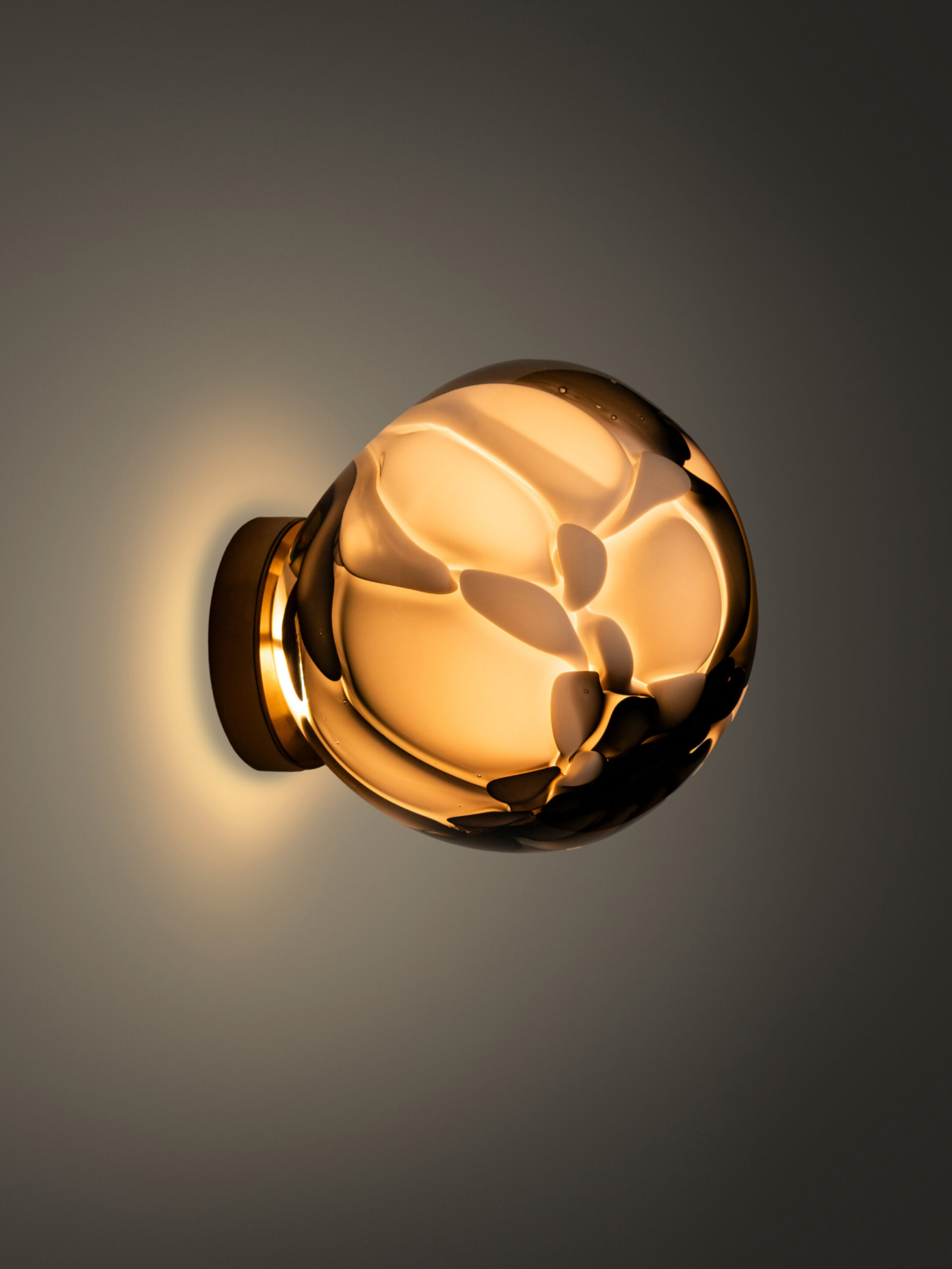118s Brass Grey Side Dark
