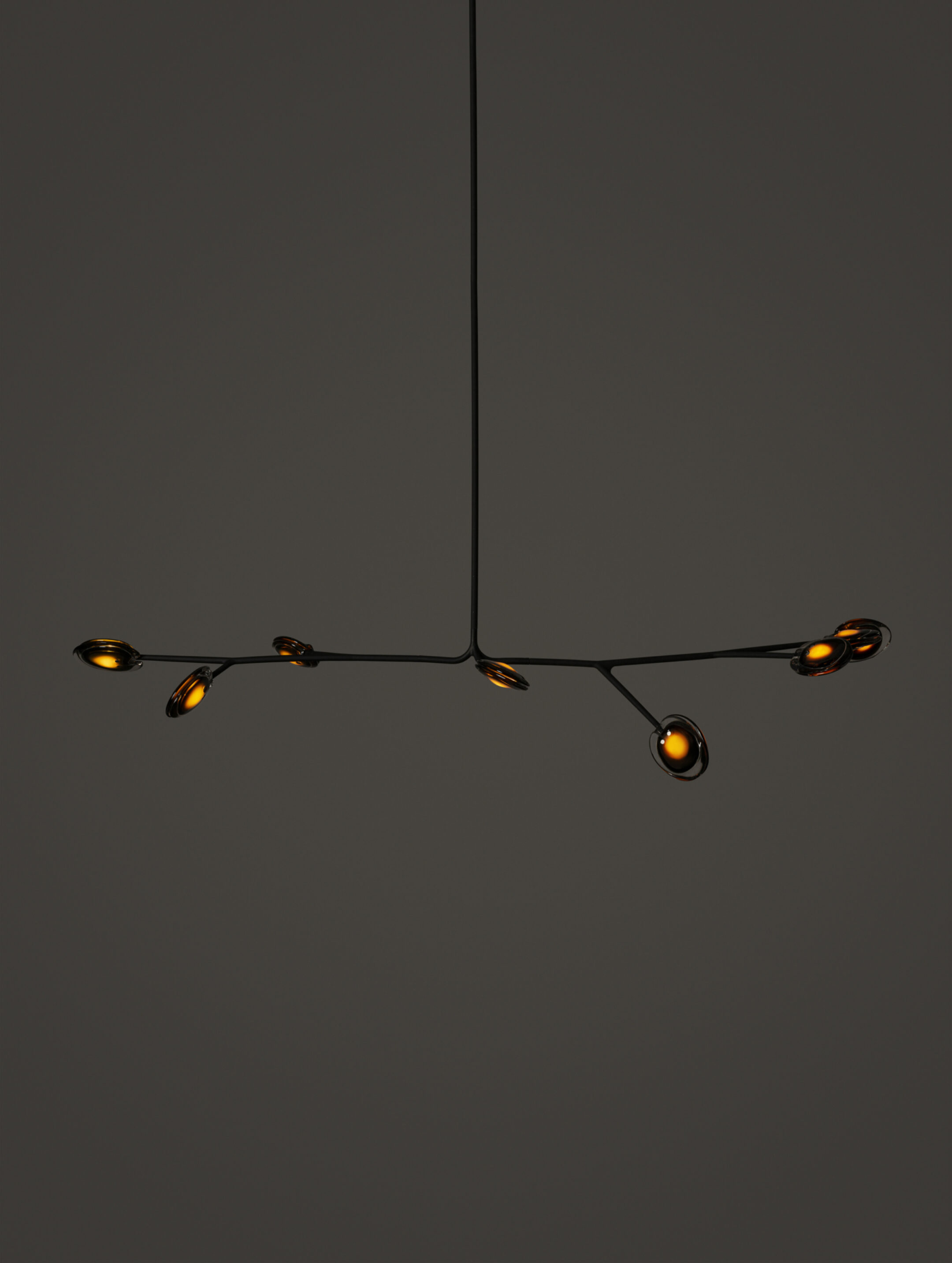 16 8a 2 Grey1 Dark