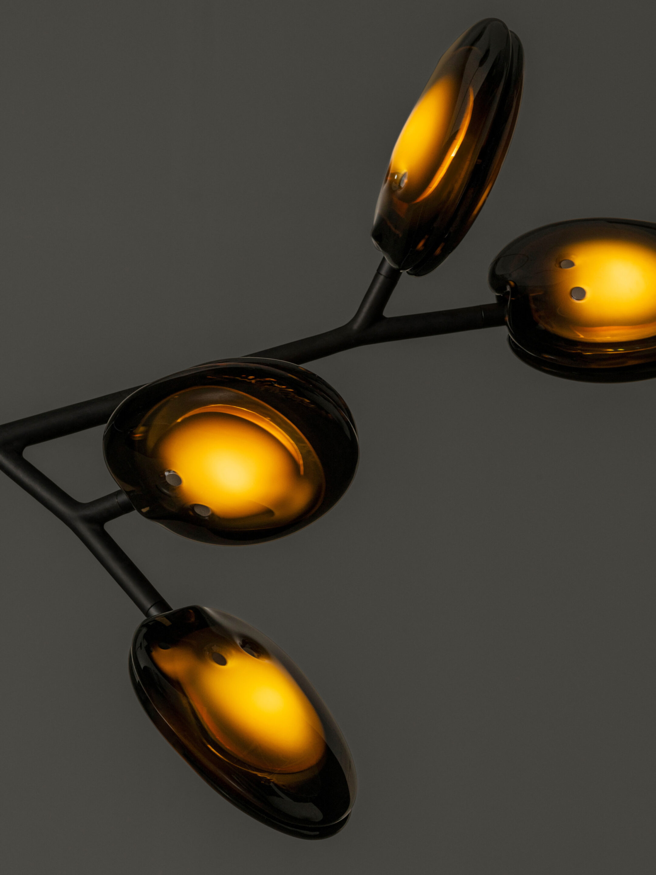 16 5 Armature Grey2 Detail