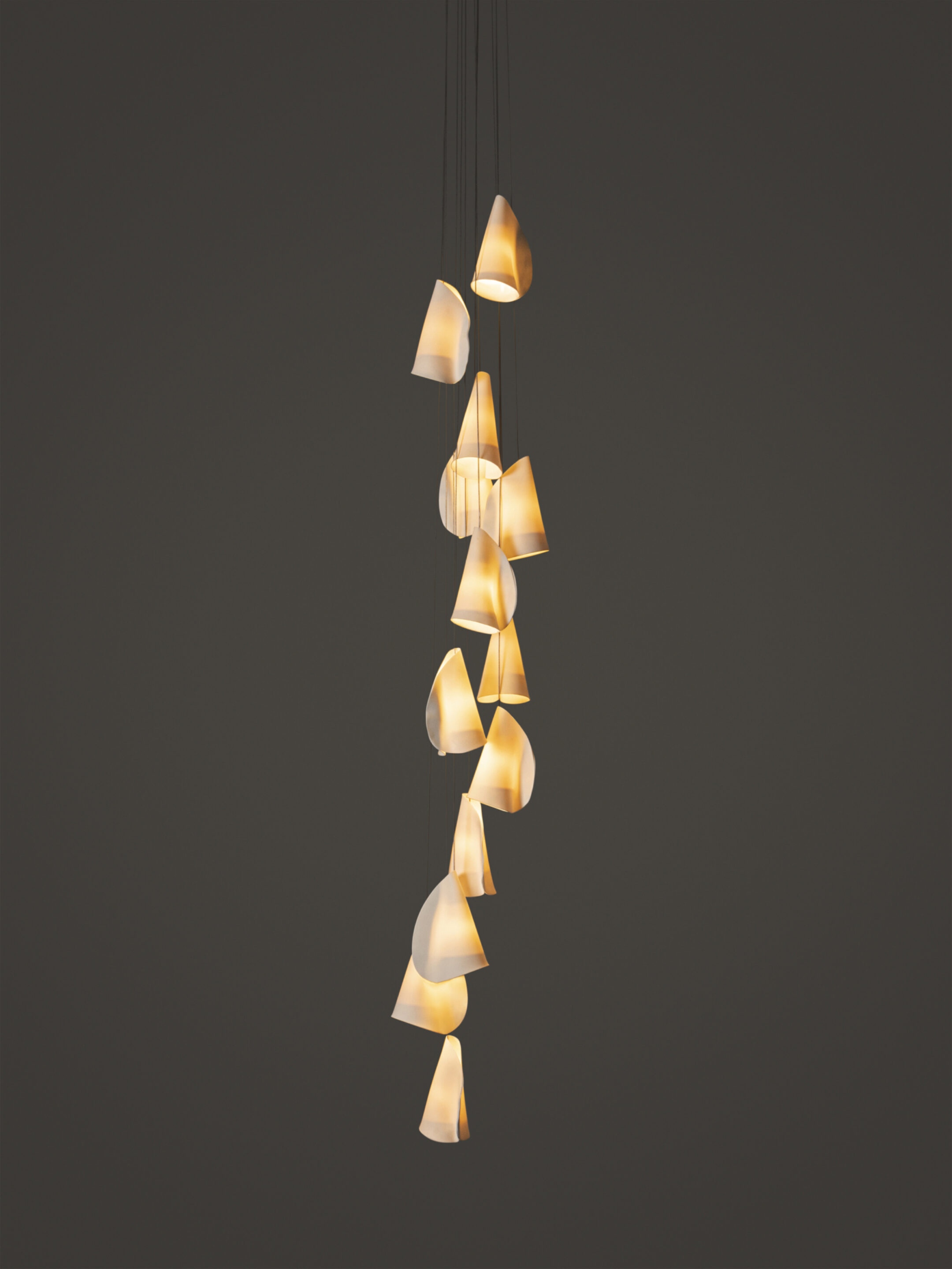 21 13 Cluster Column Dark