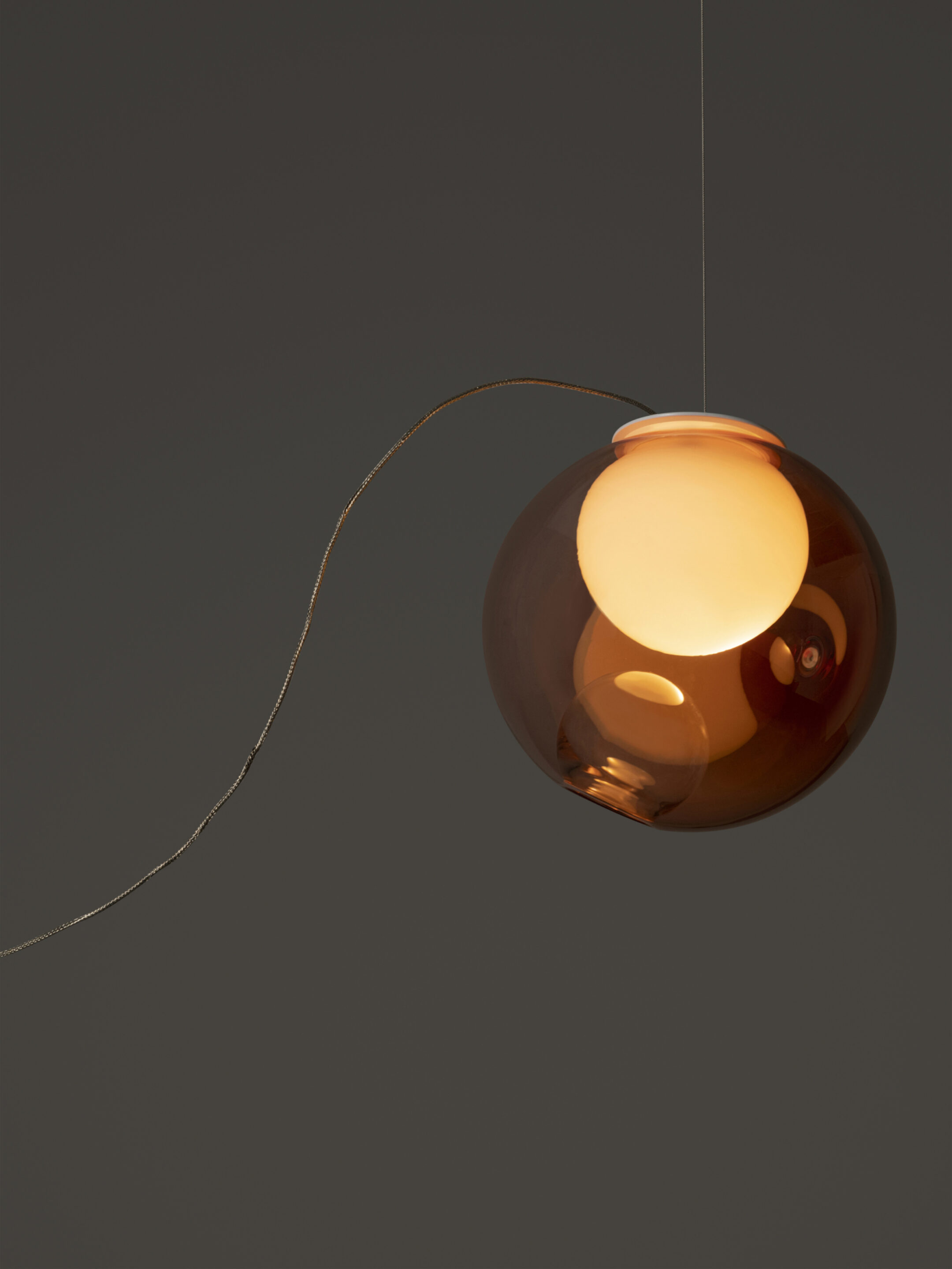 28 1 Sculptural Cable Colours Dark Detail