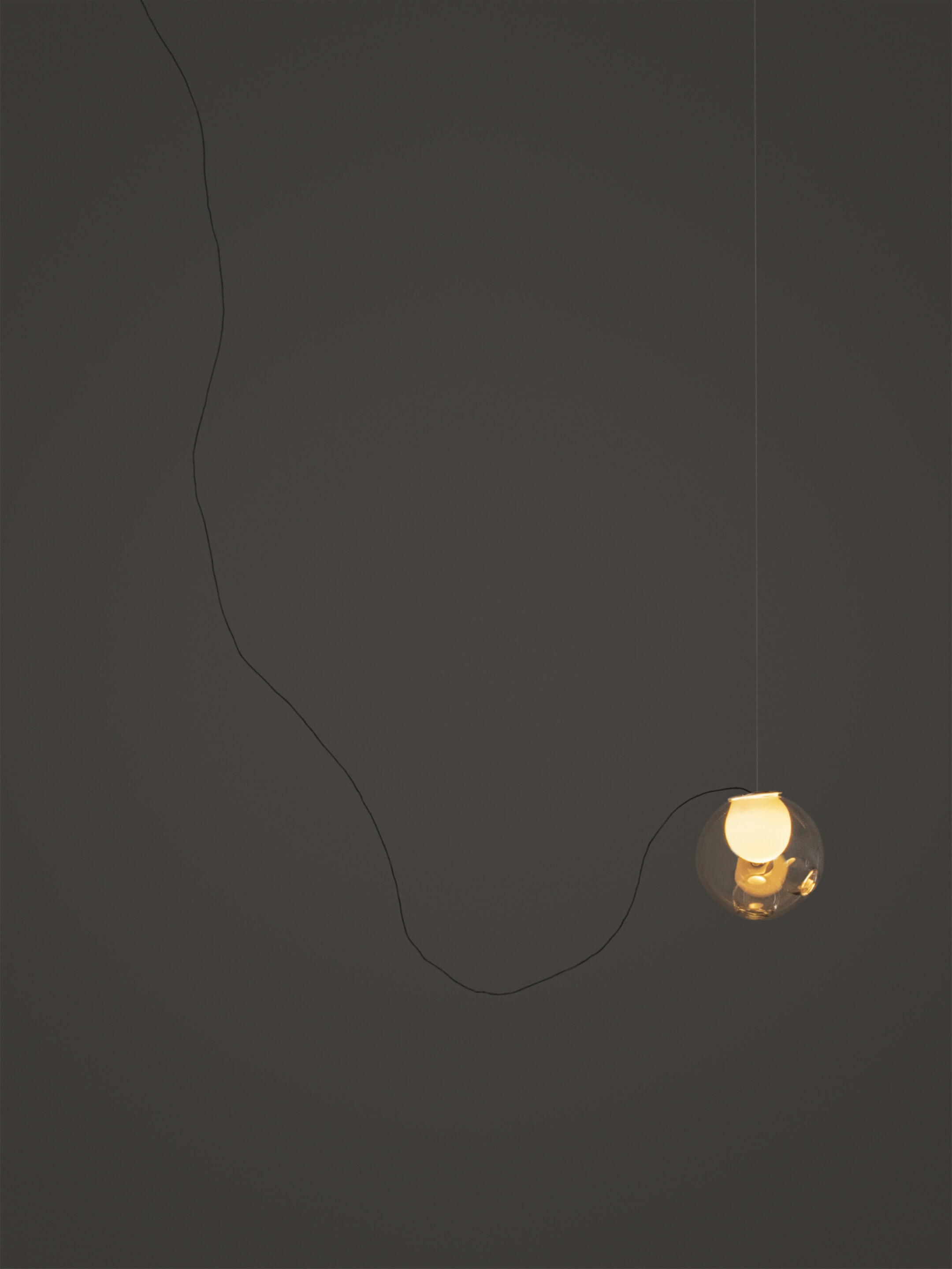 28 1 Sculptural Cable Black Clear Dark