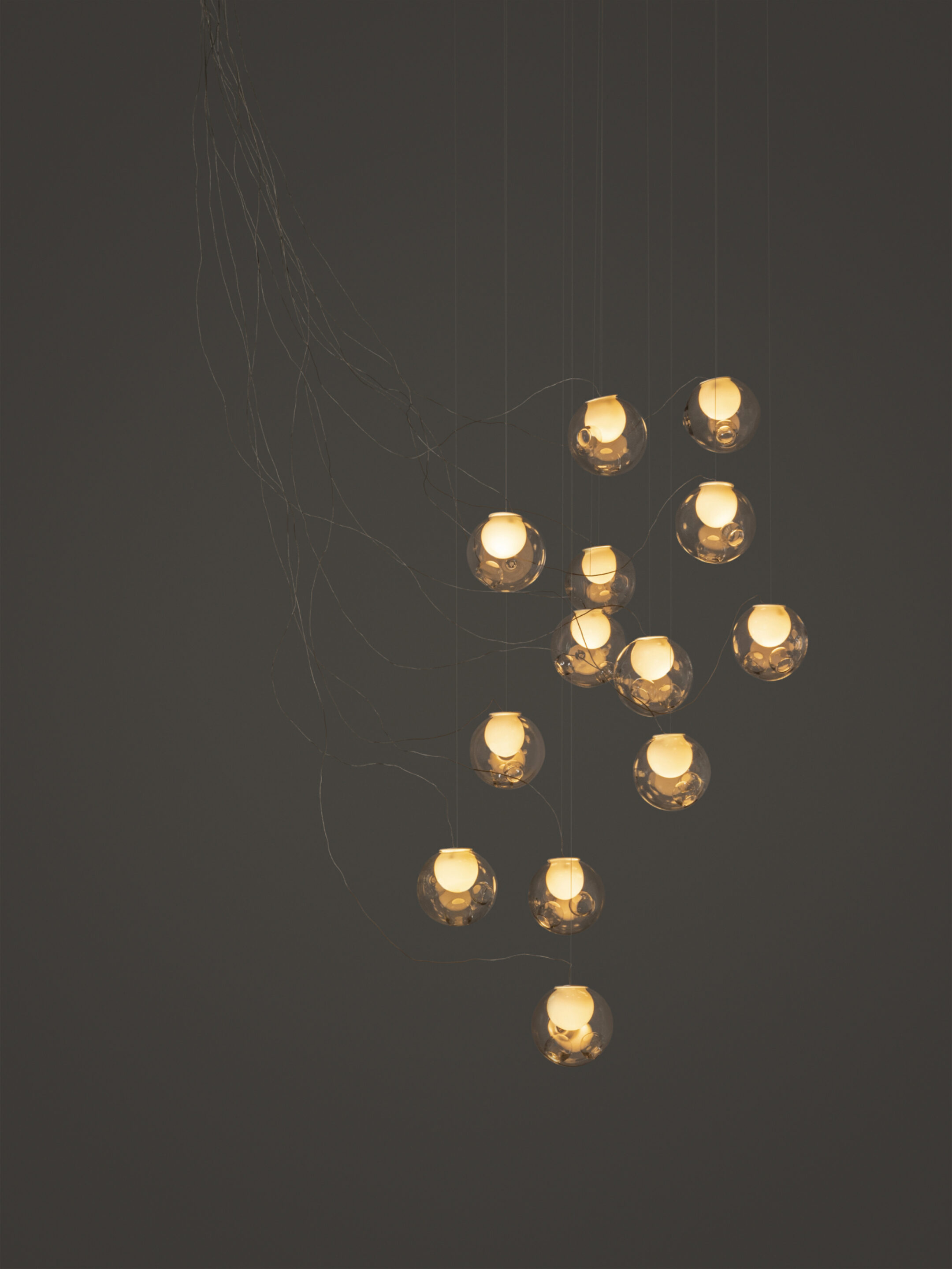 28 13 Sculptural Cable Nickel Clear Dark