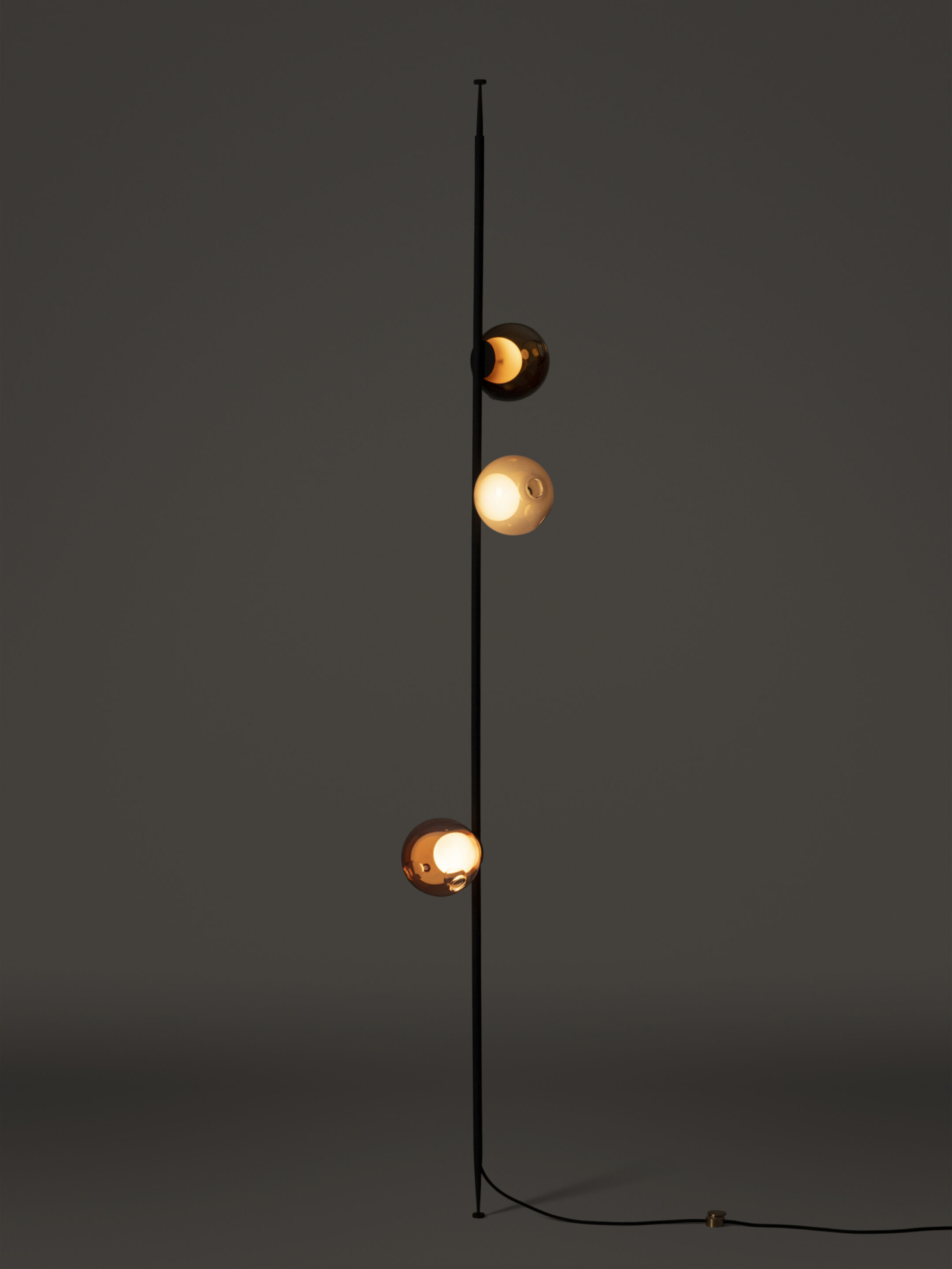 28 3 Column 8ft Straight Black Colours Dark