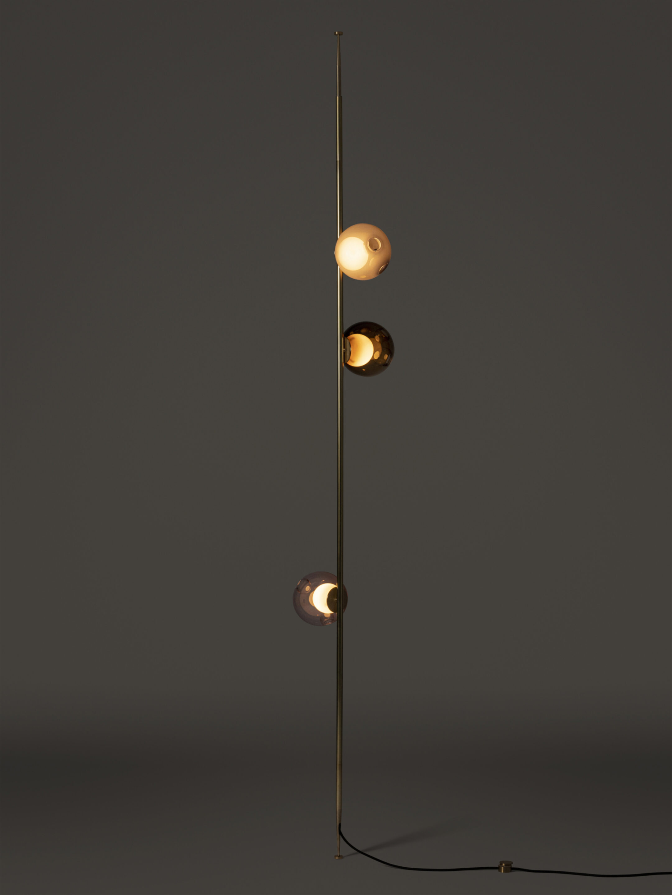 28 3 Column 8ft Straight Brass Colours Dark