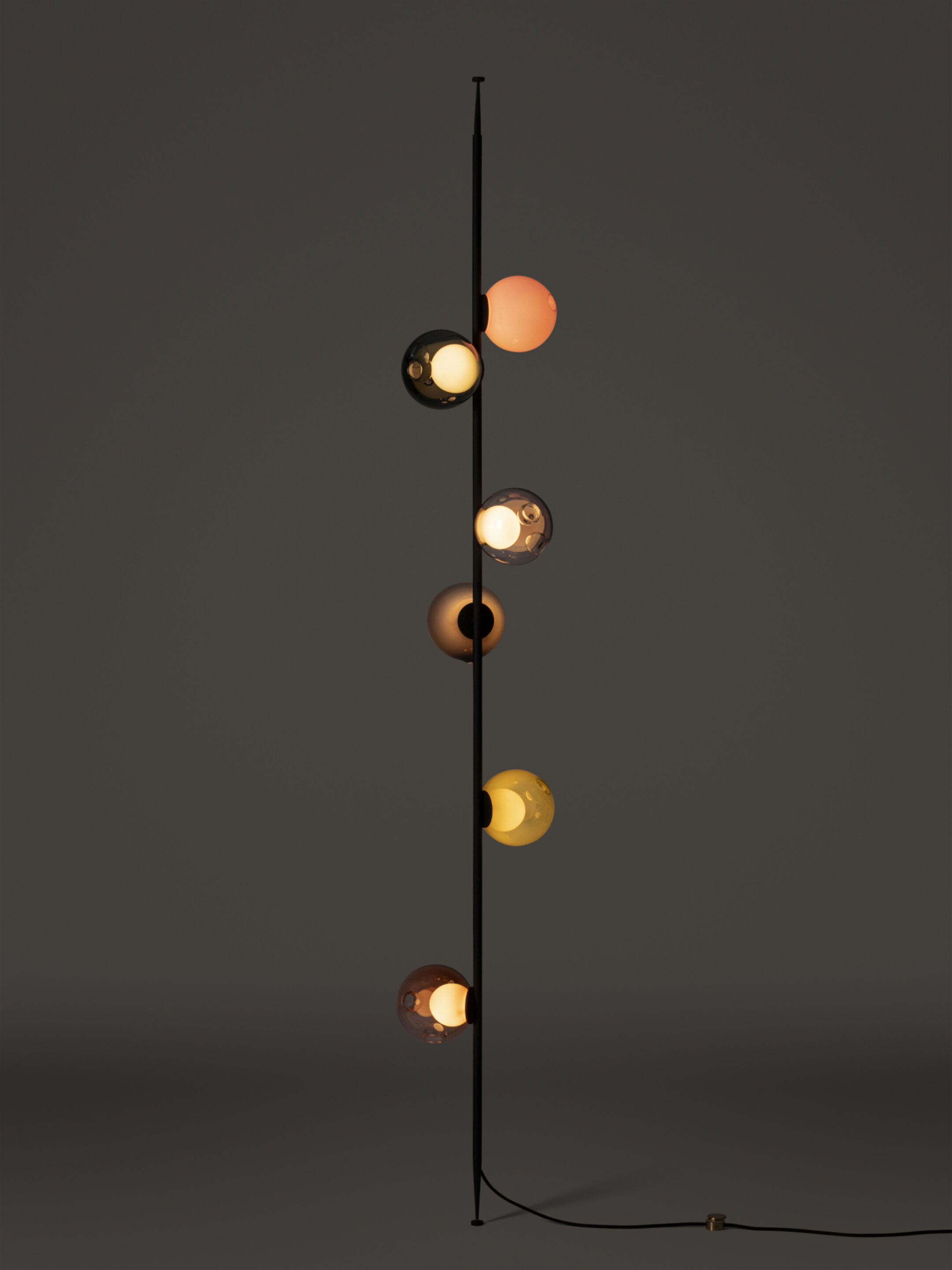 28 6 Column 8ft Straight Black Colours Dark