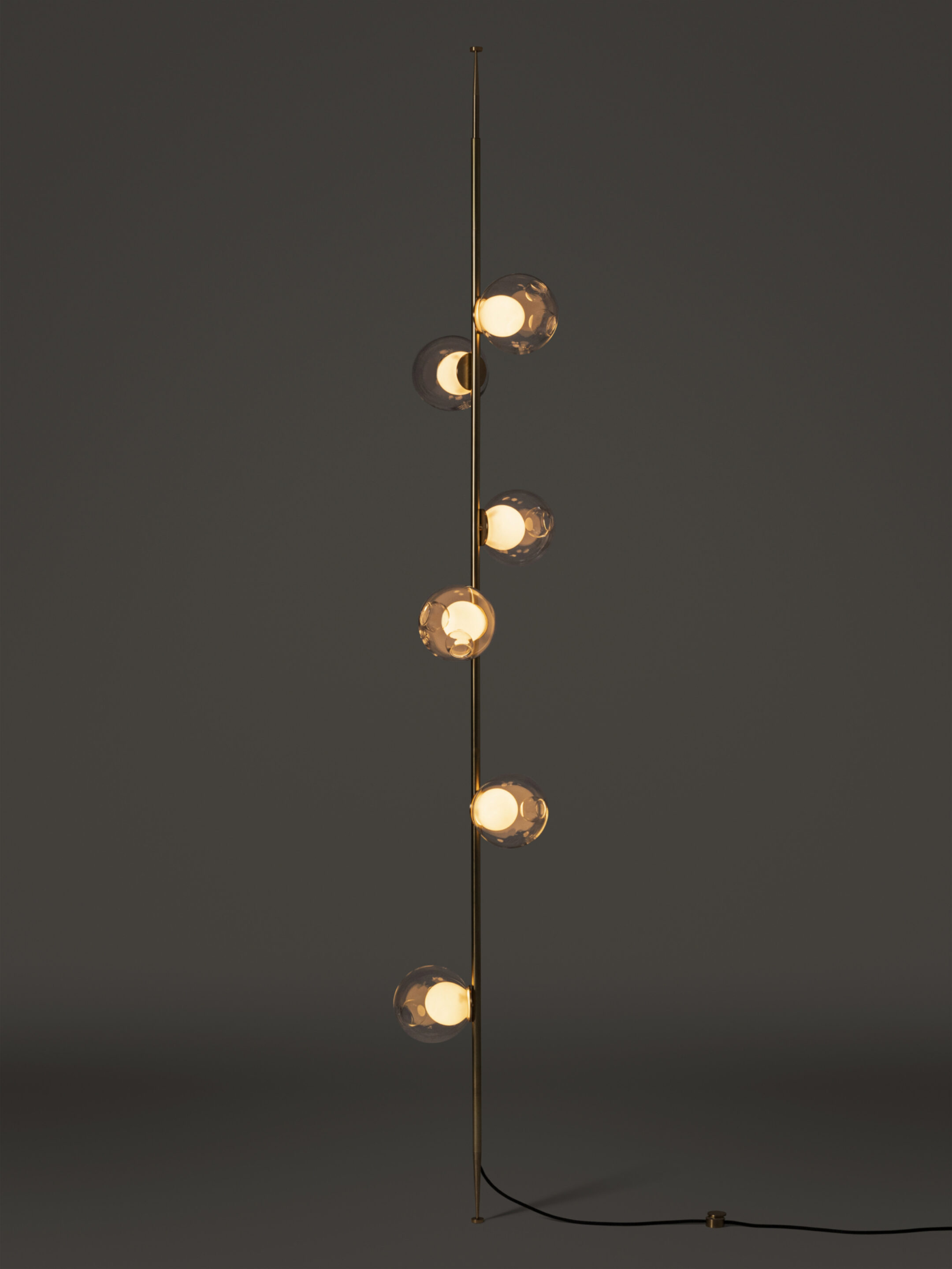 28 6 Column 8ft Straight Brass Clear Dark