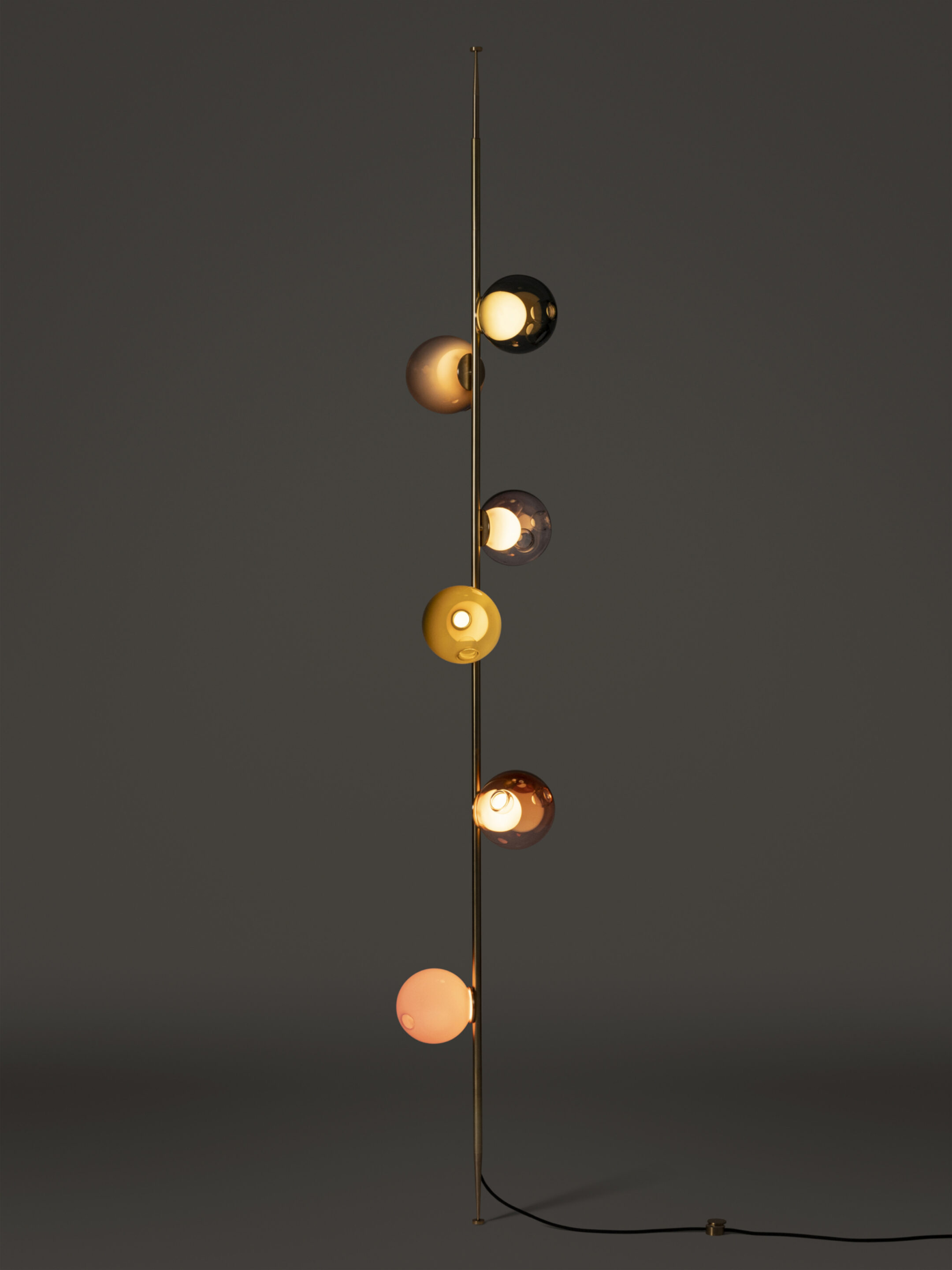 28 6 Column 8ft Straight Brass Colours Dark