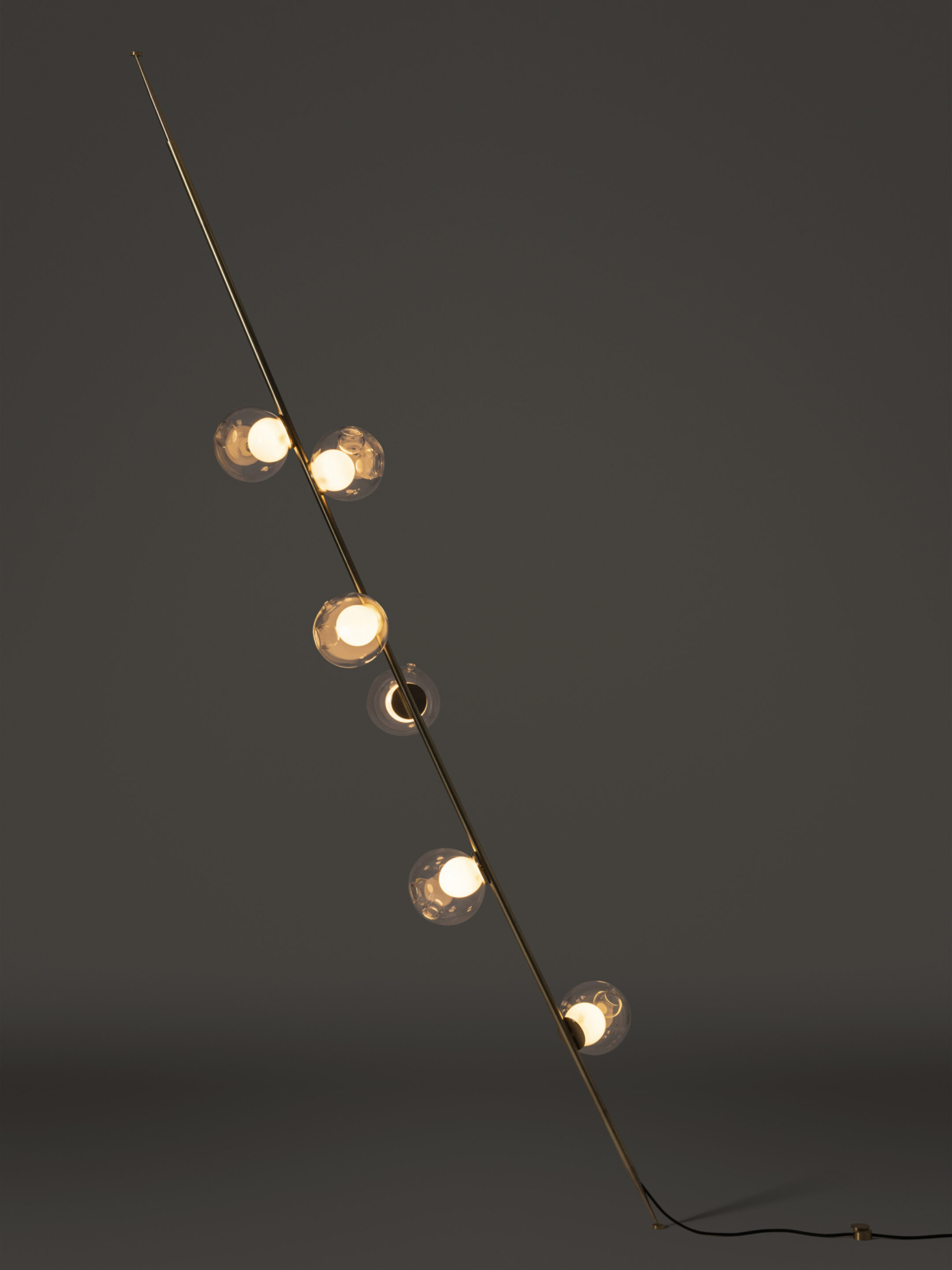 28 6 Column 9ft Brass Clear Dark