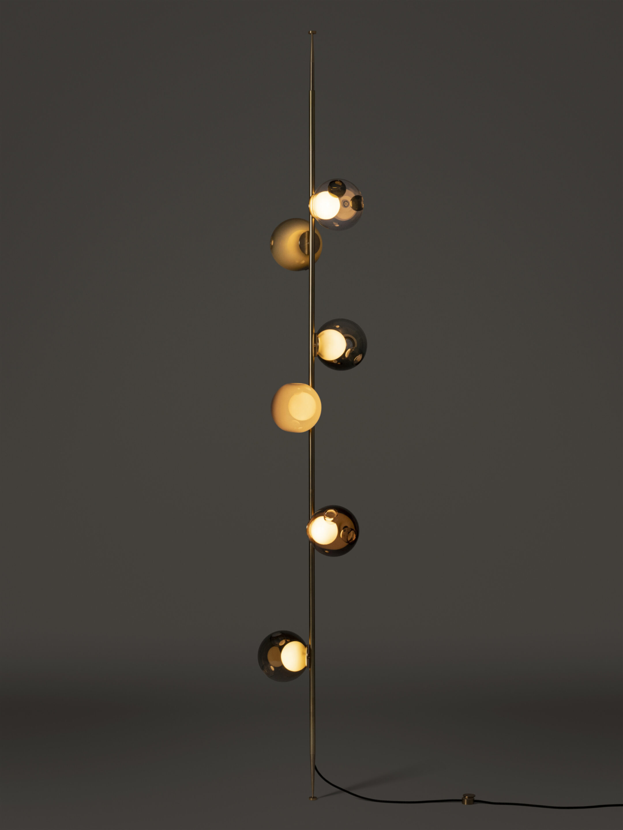 28 6 Column 8ft Straight Brass Neutrals Dark