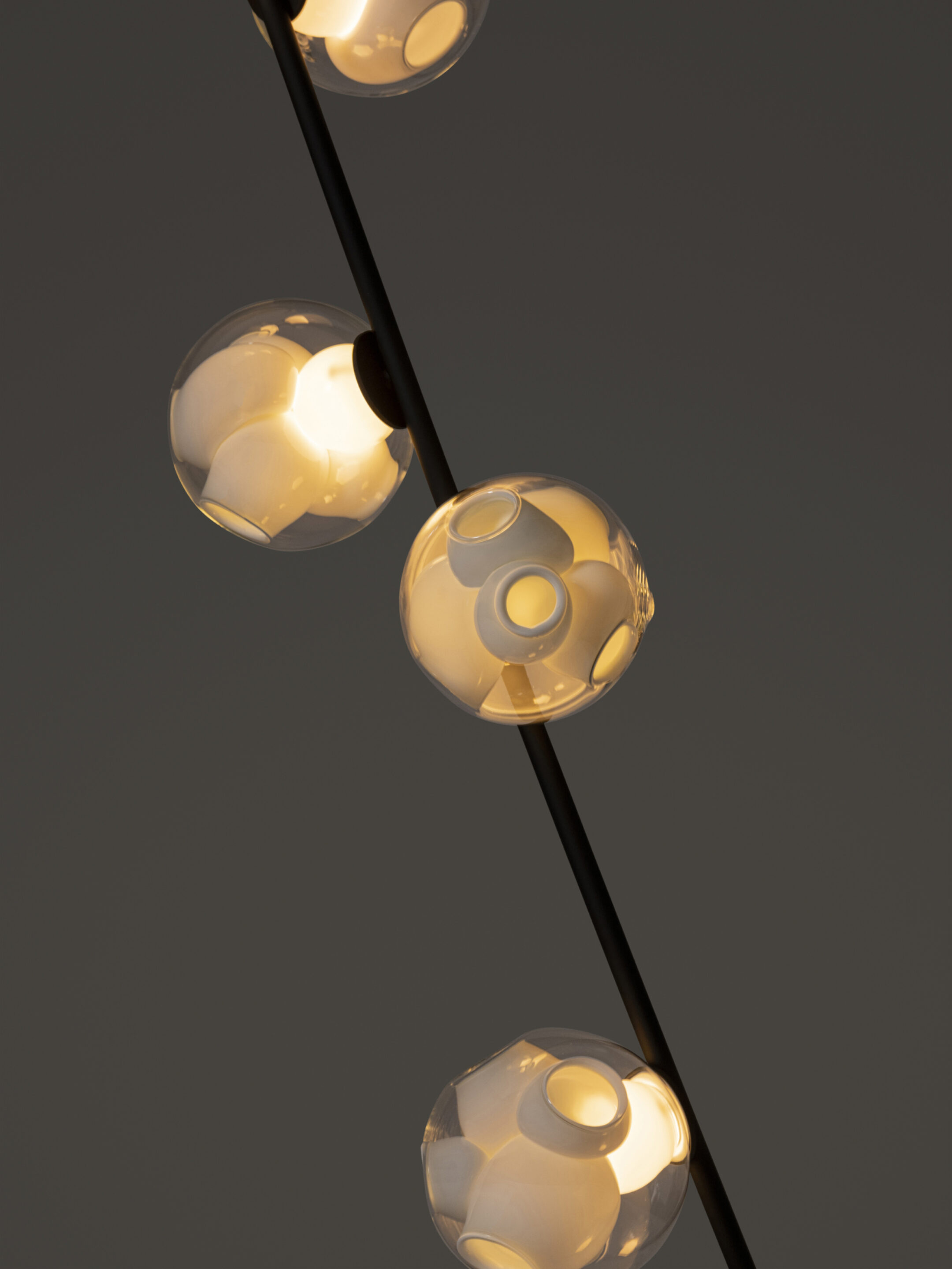 38v Column Black Dark Detail
