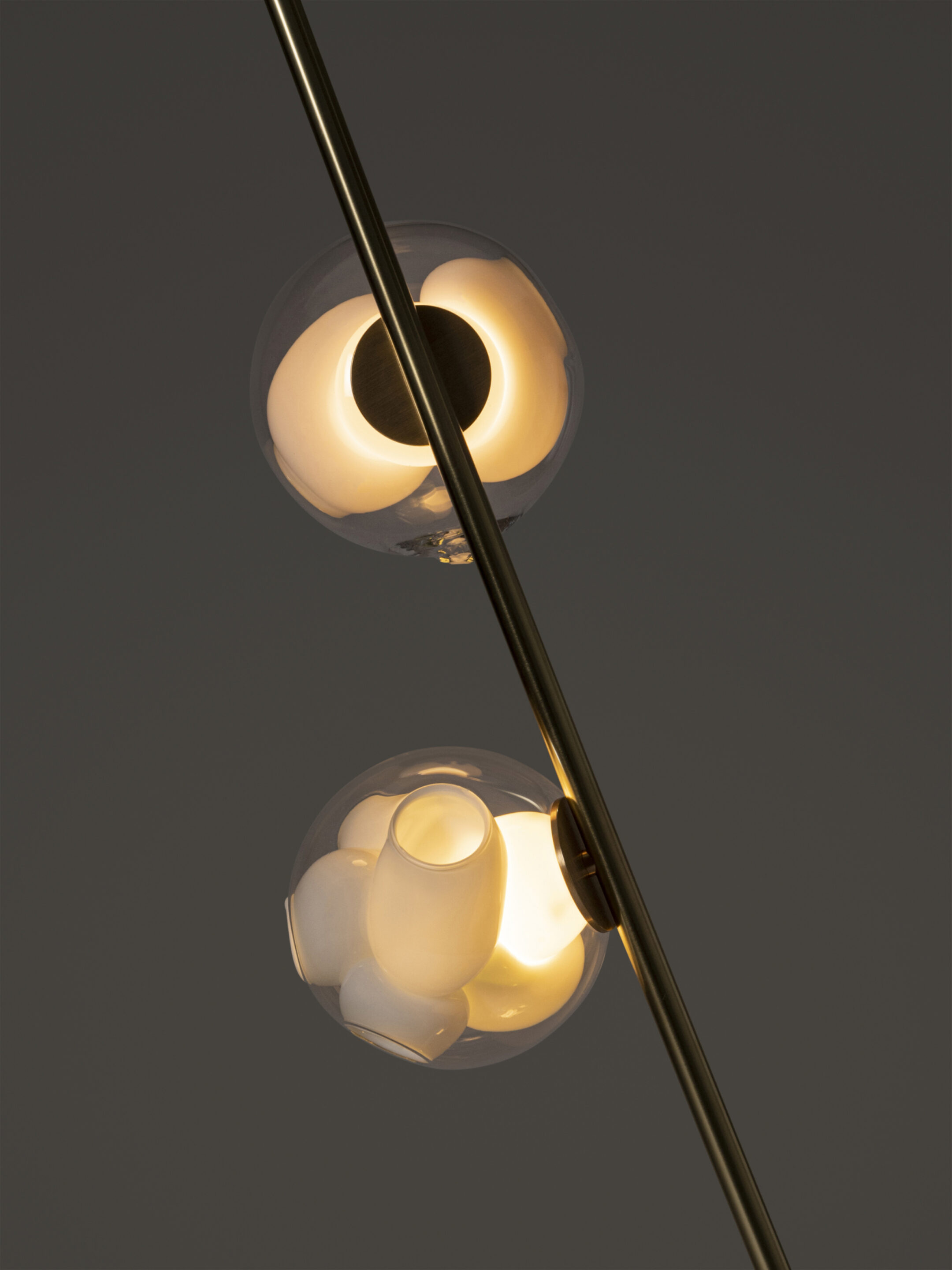 38v Column Brass Dark Detail