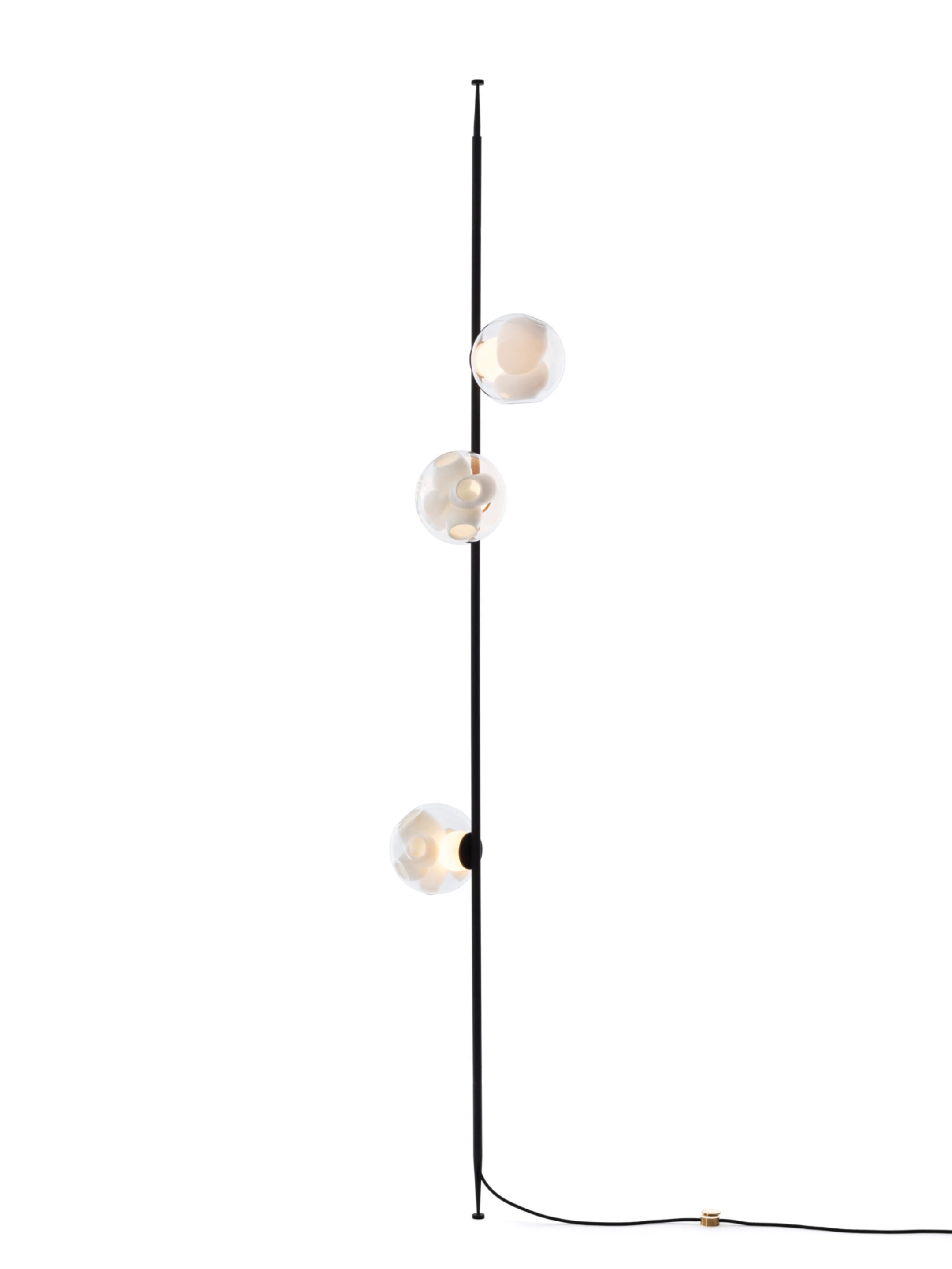 38v 3 Column 8ft Straight Black On