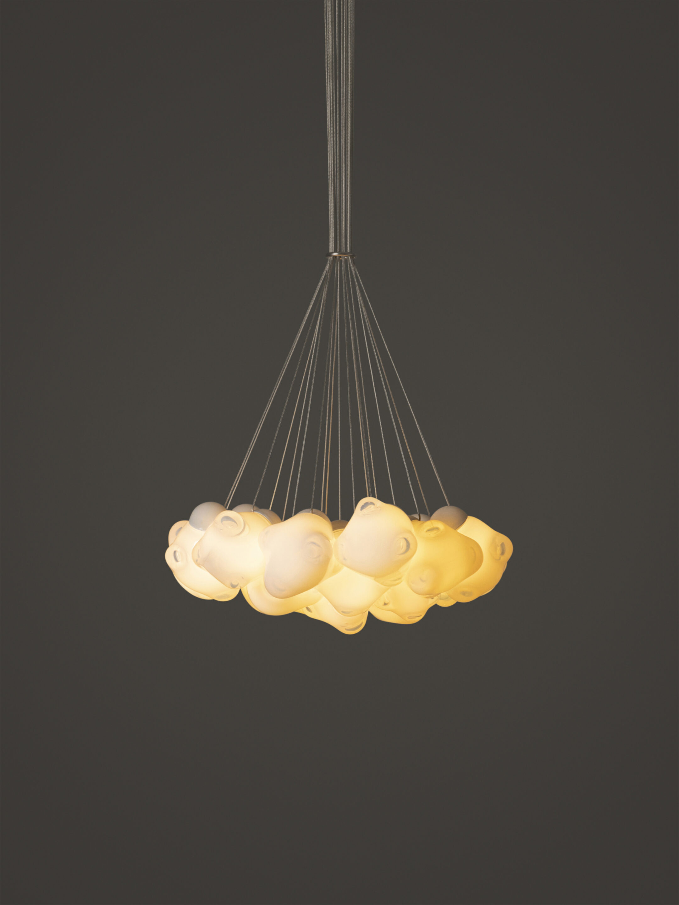 57 19 Cluster Opaline Dark