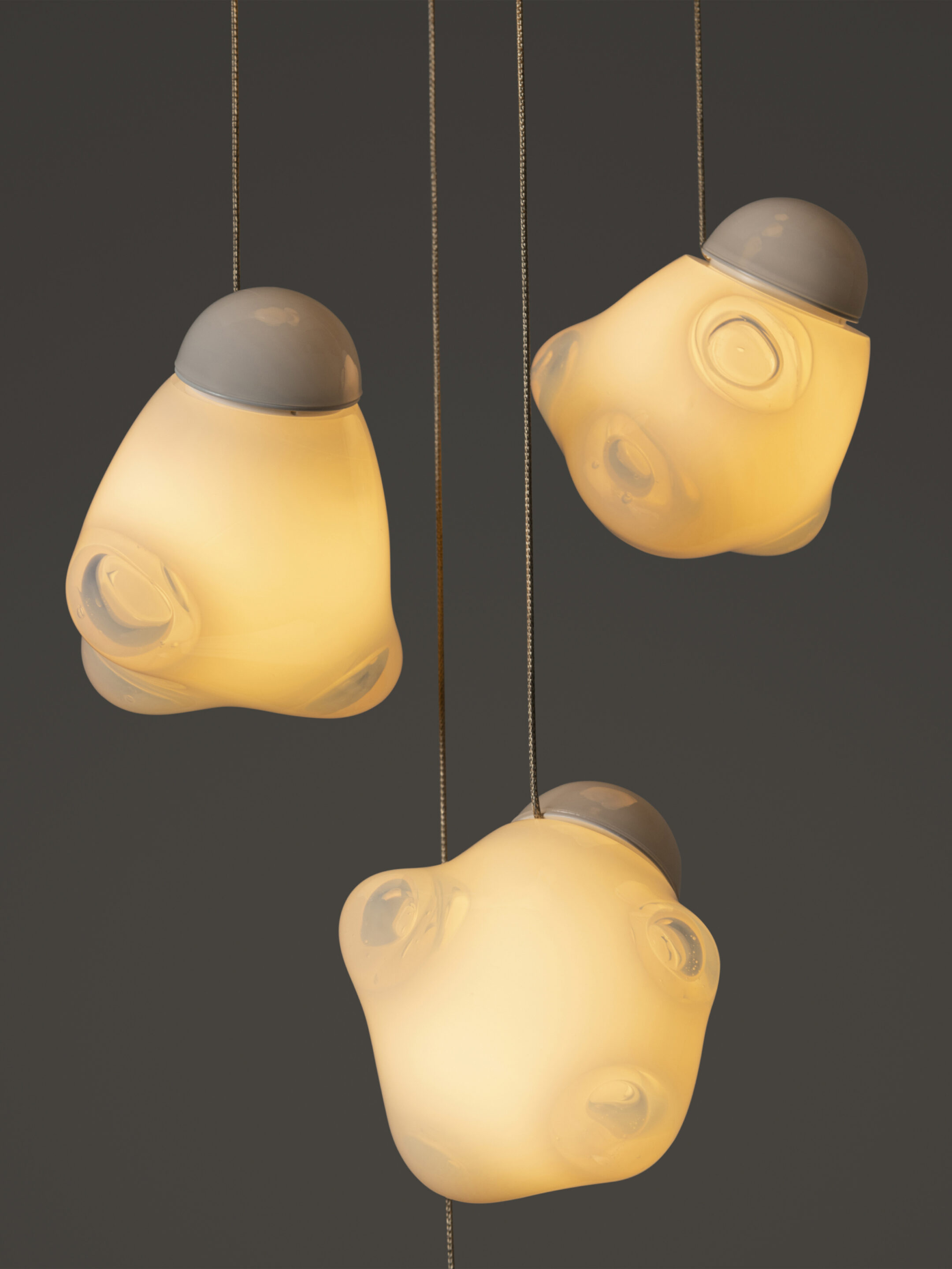 57 Random Opaline Dark Detail 8720