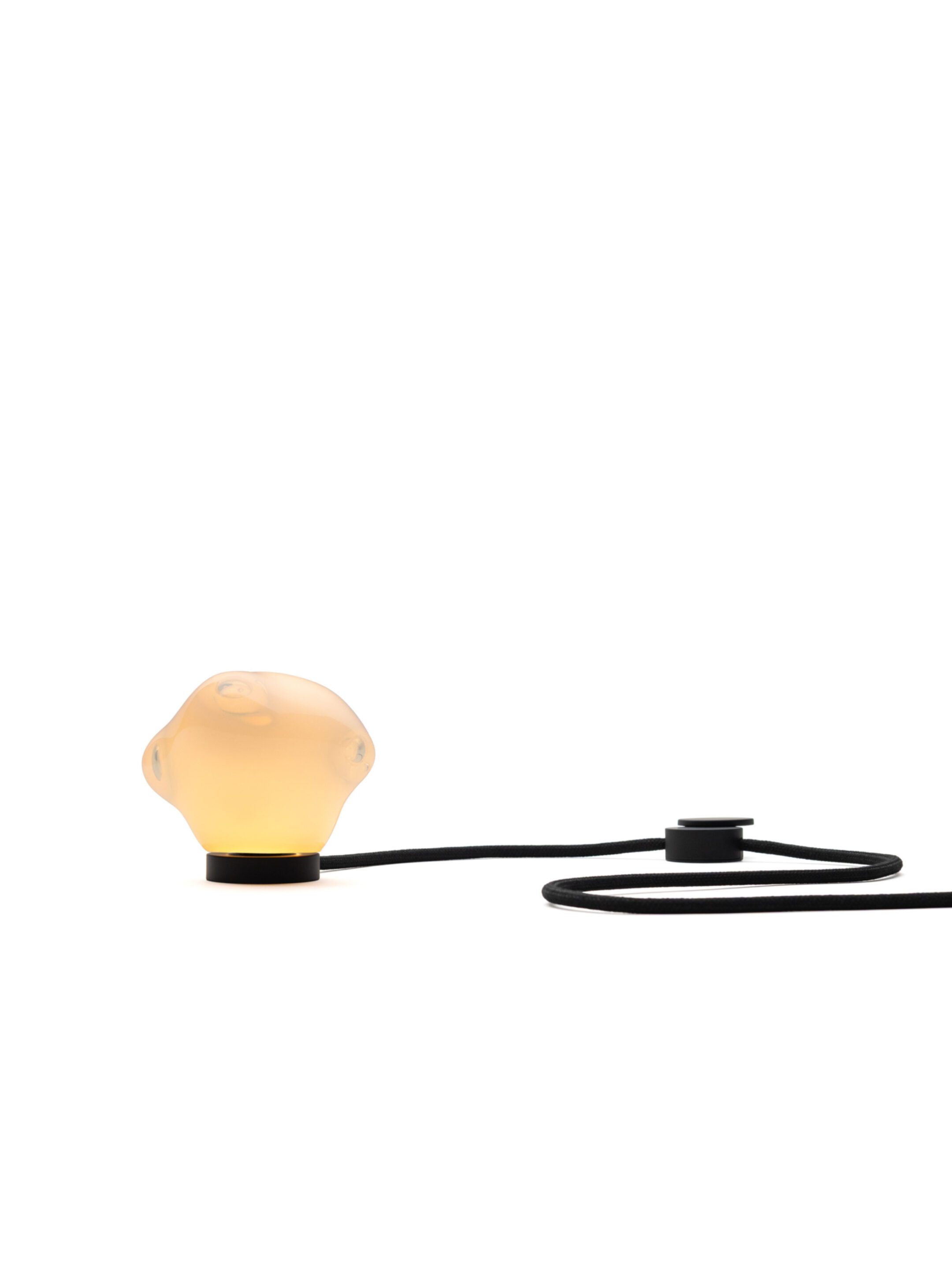 57t Opaline Black On