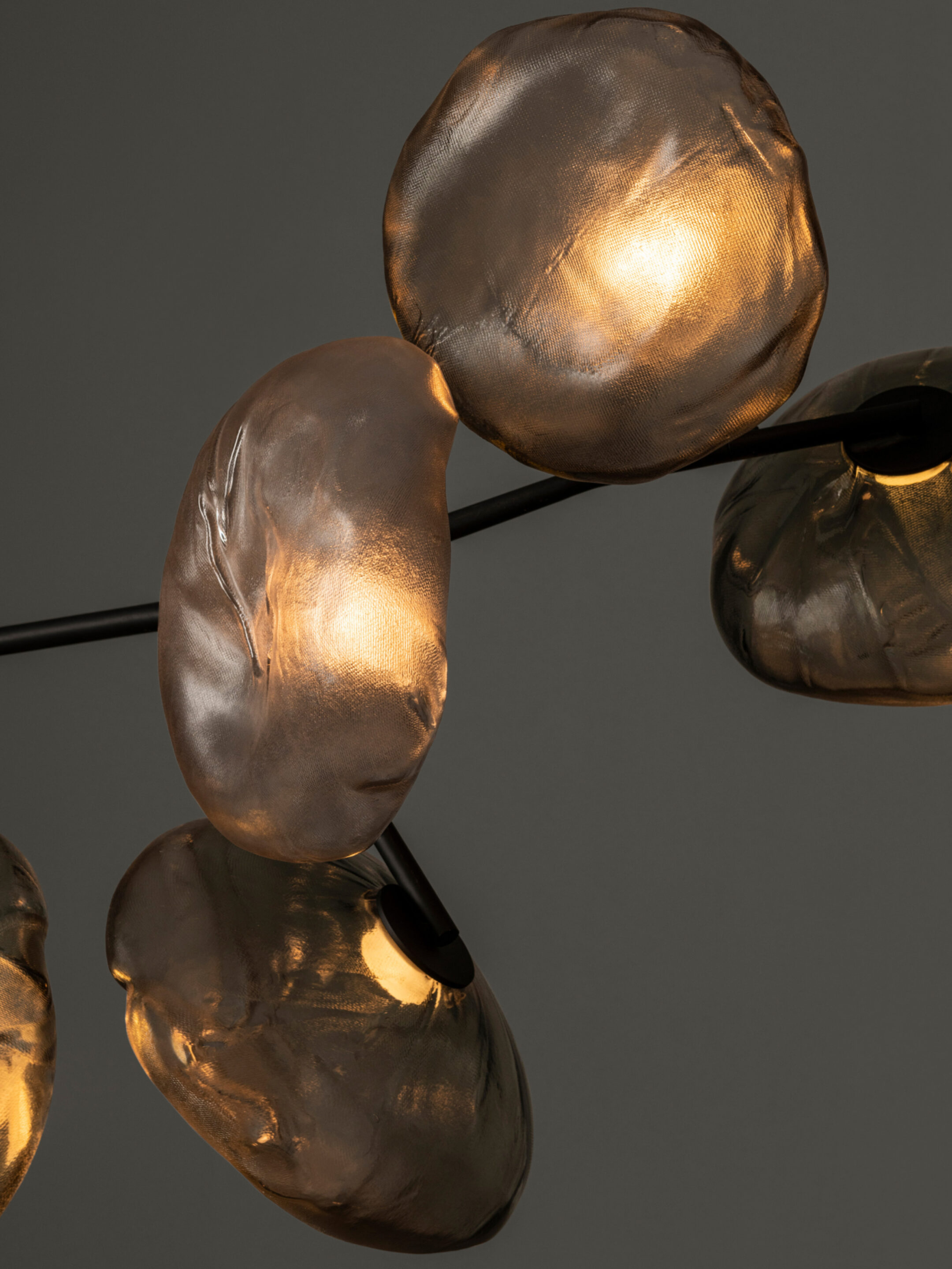 73 5 Armature Grey1 Detail