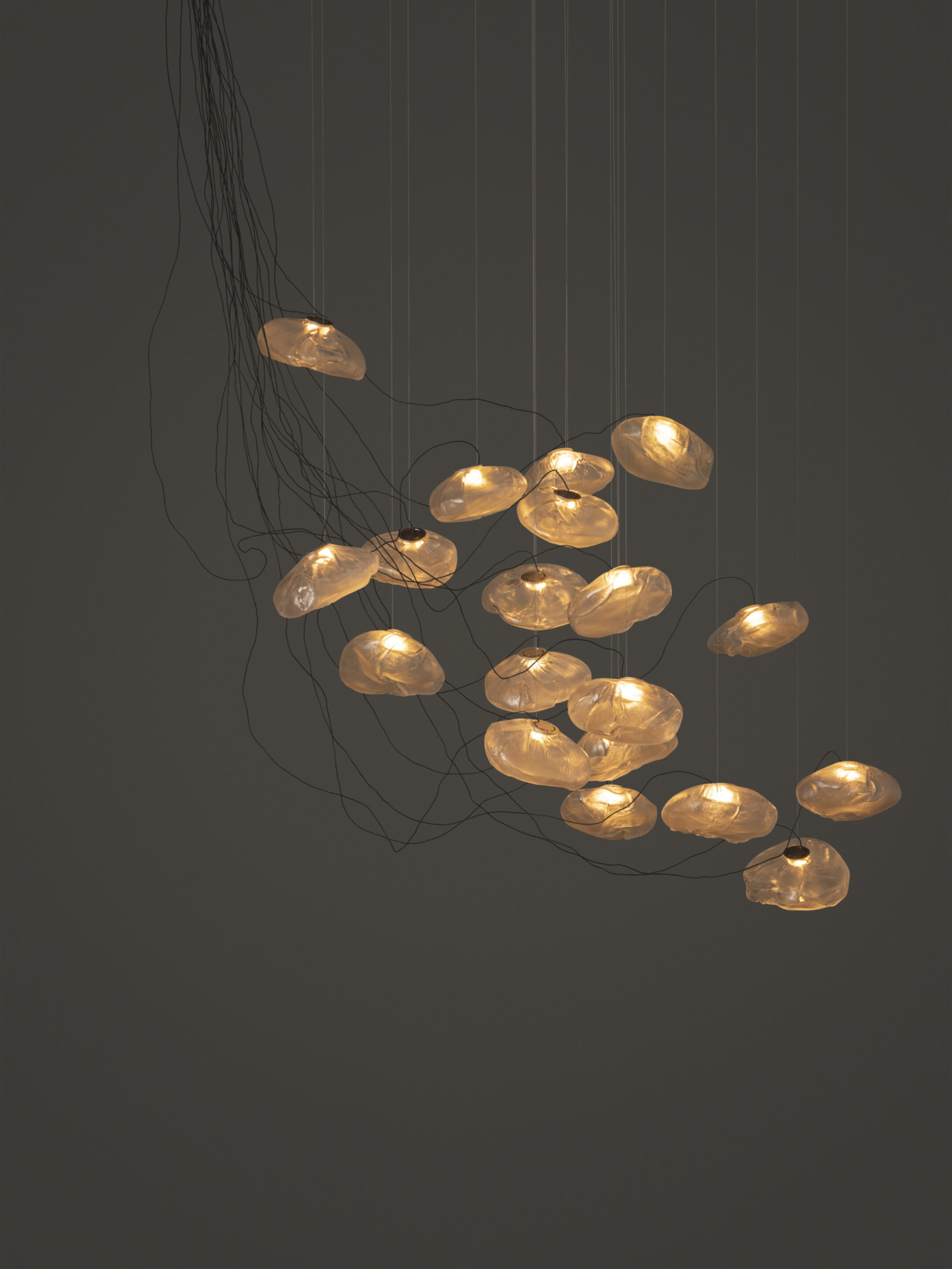 73 19 Sculptural Cable Black Dark