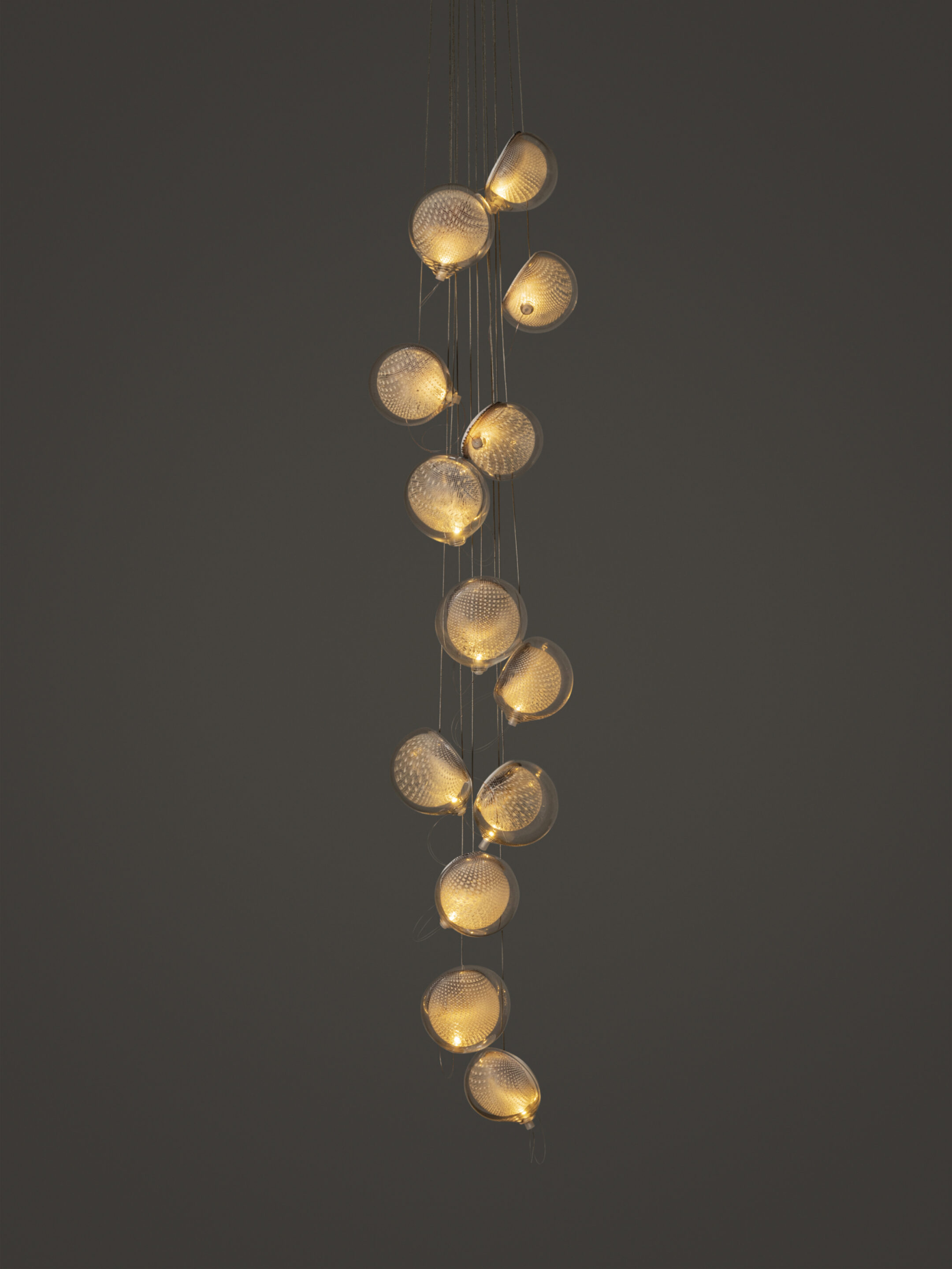 76 13 Cluster Column Dark