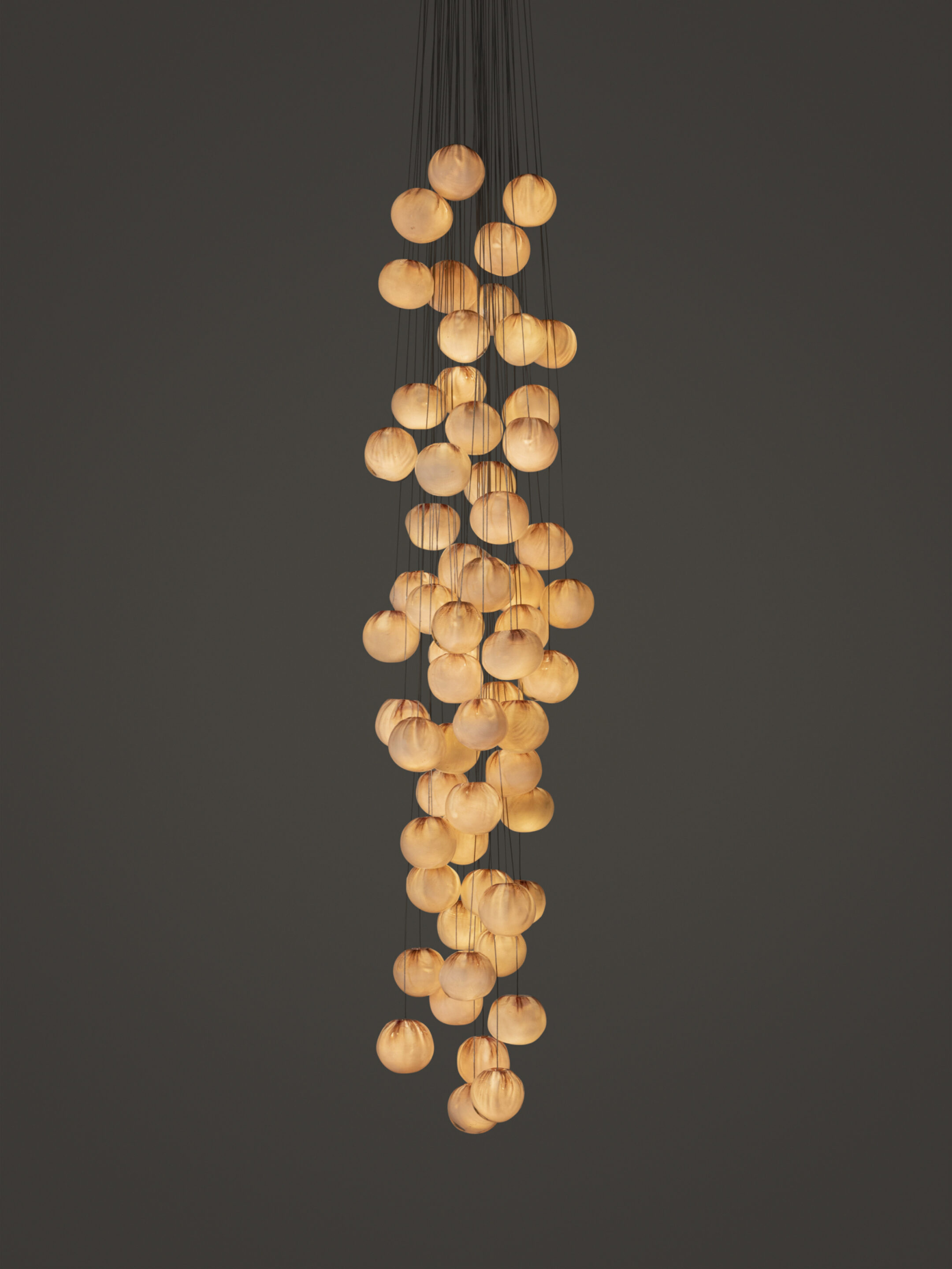 84 61 Cluster Column Short Dark