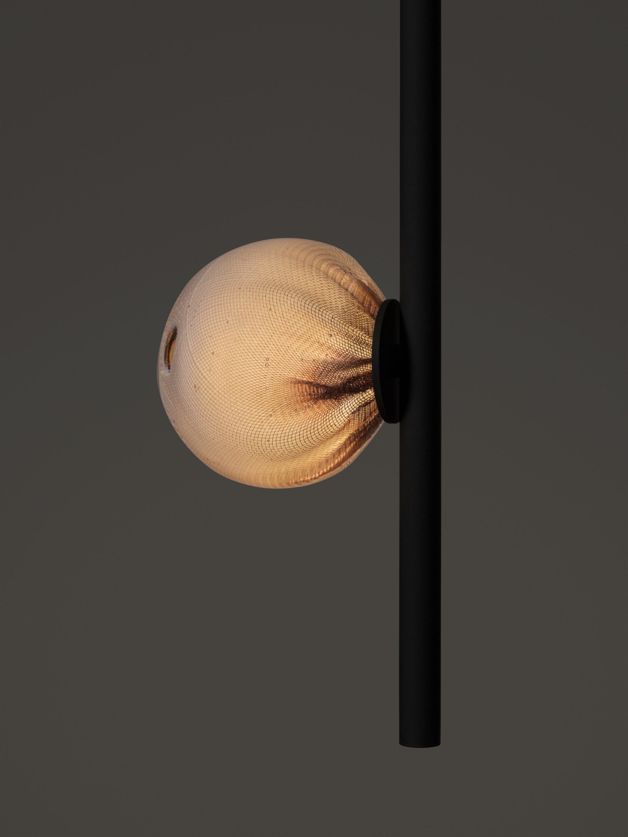 84 6 Ceiling Black Dark Detail