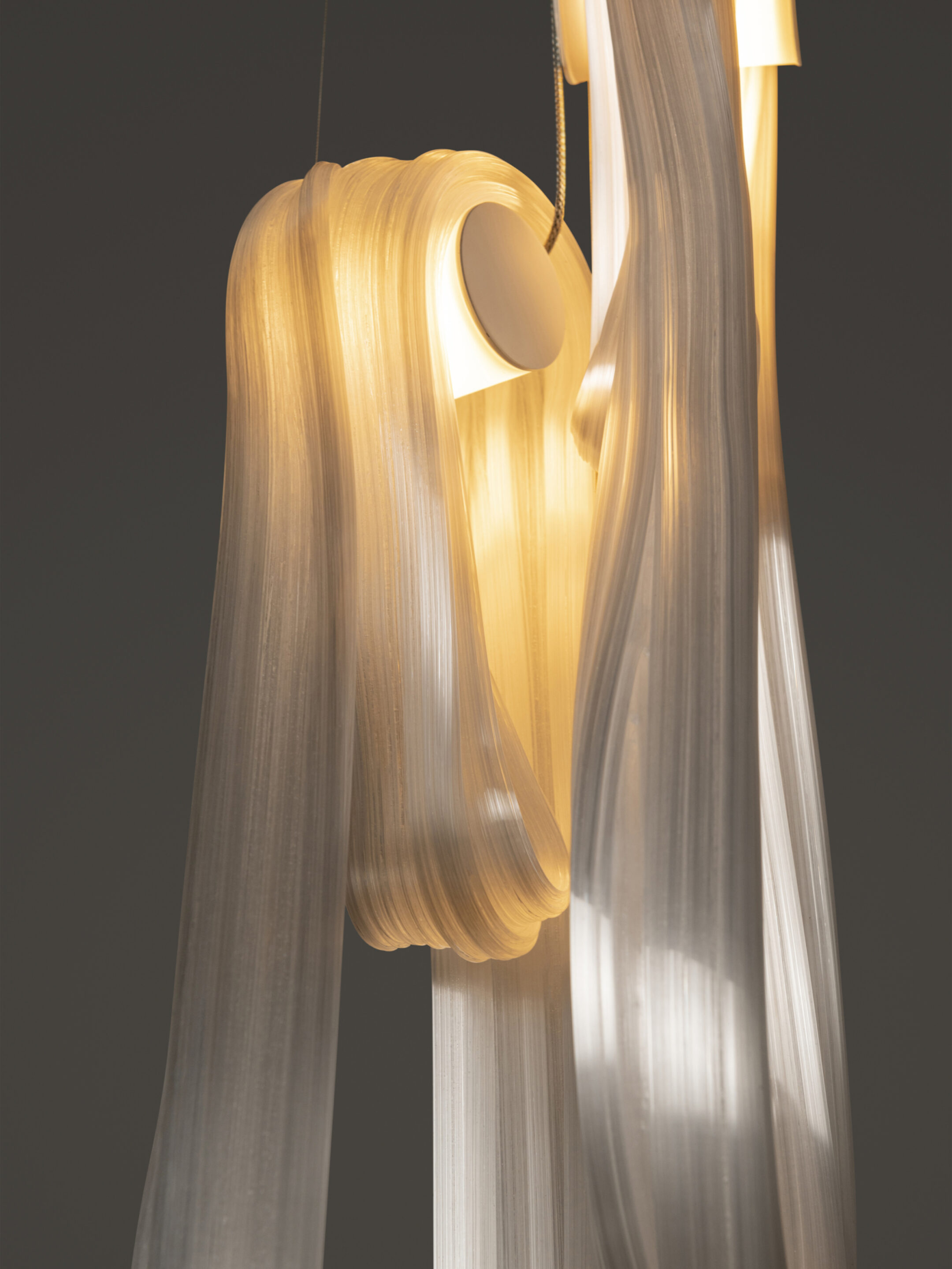 87 Cluster Column Dark Detail 2