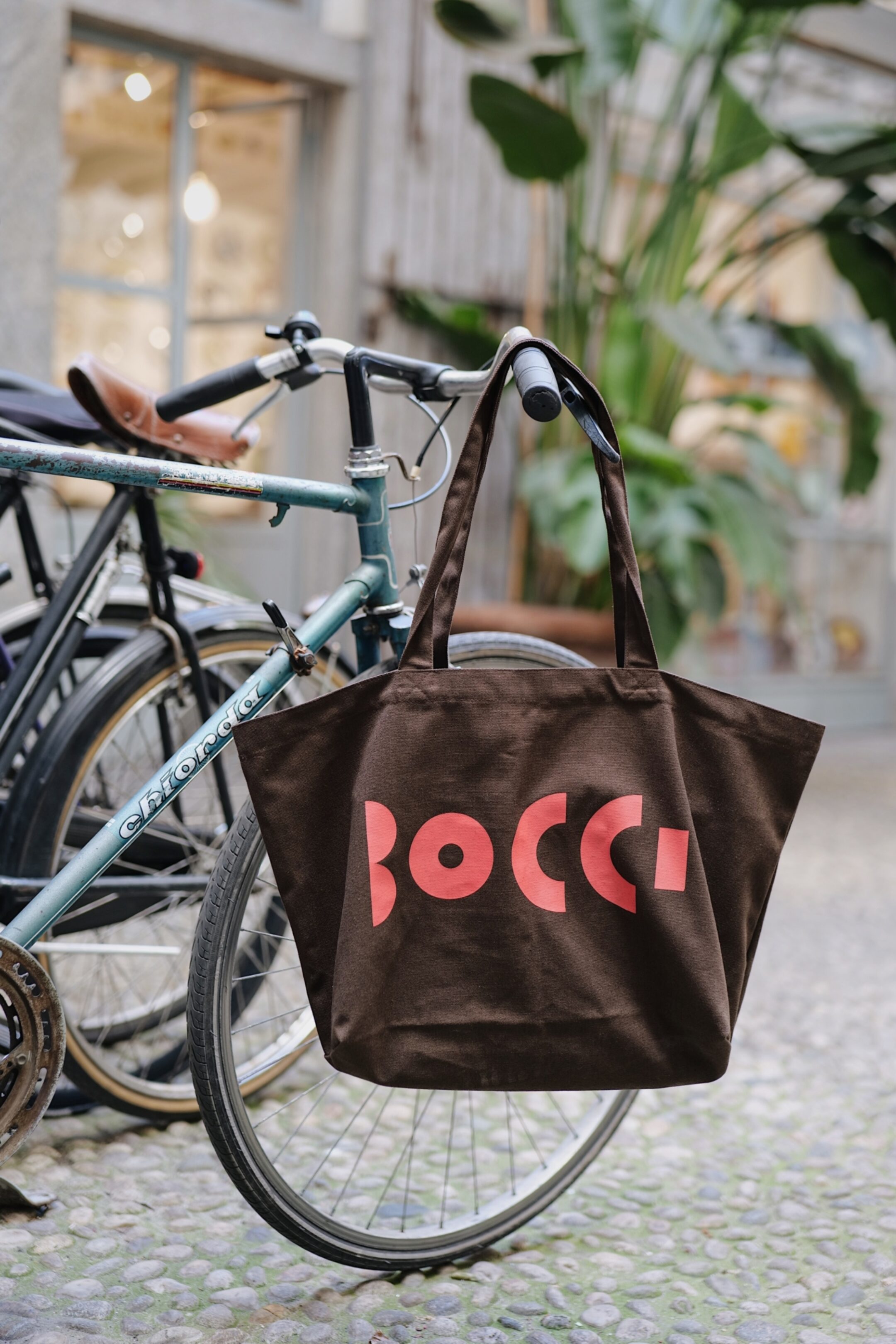Bocci rebrand tote Joe P 04