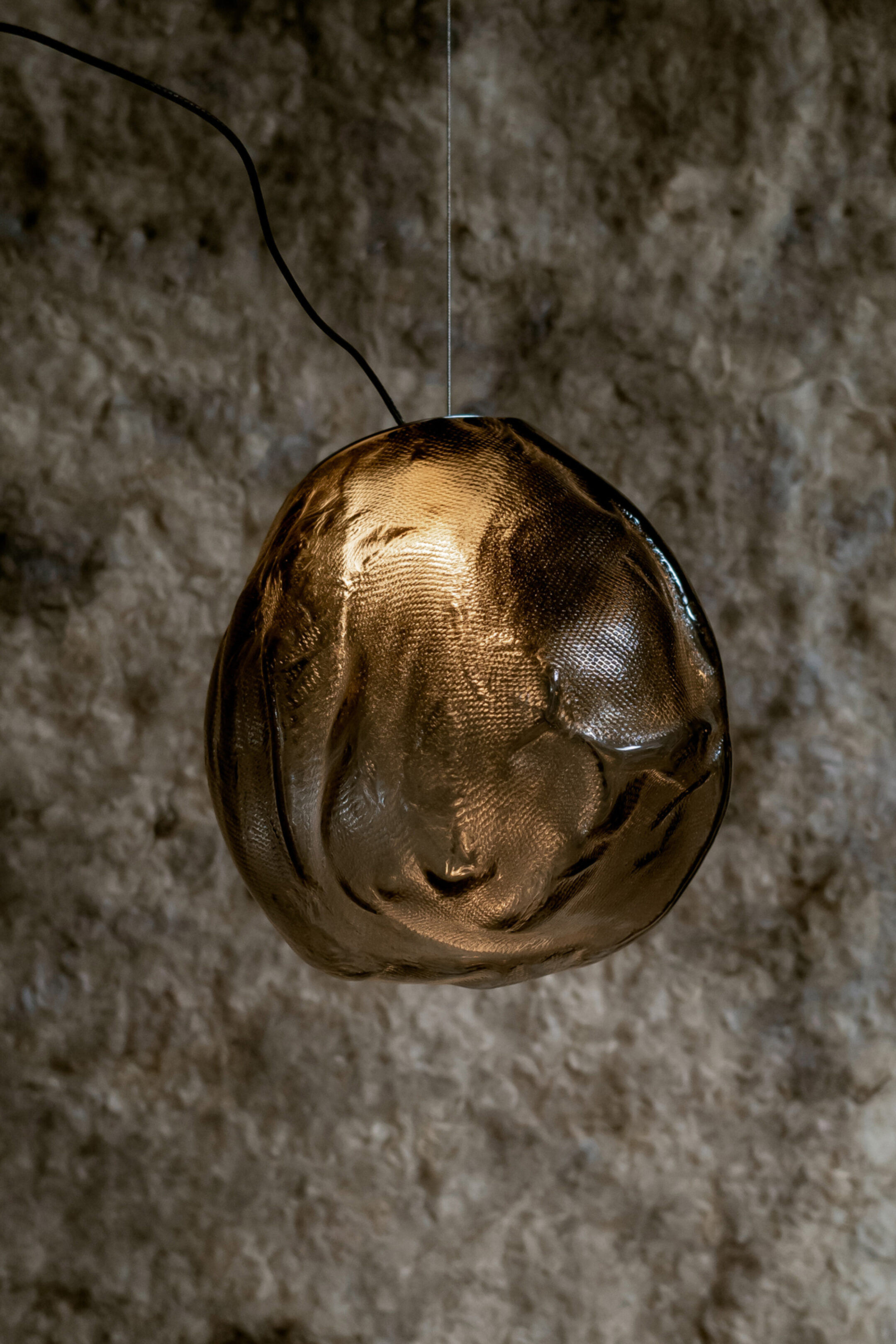 Galiano Pilgrimme 73 V Sculptural Cable grey2 When They Find Us 0043455