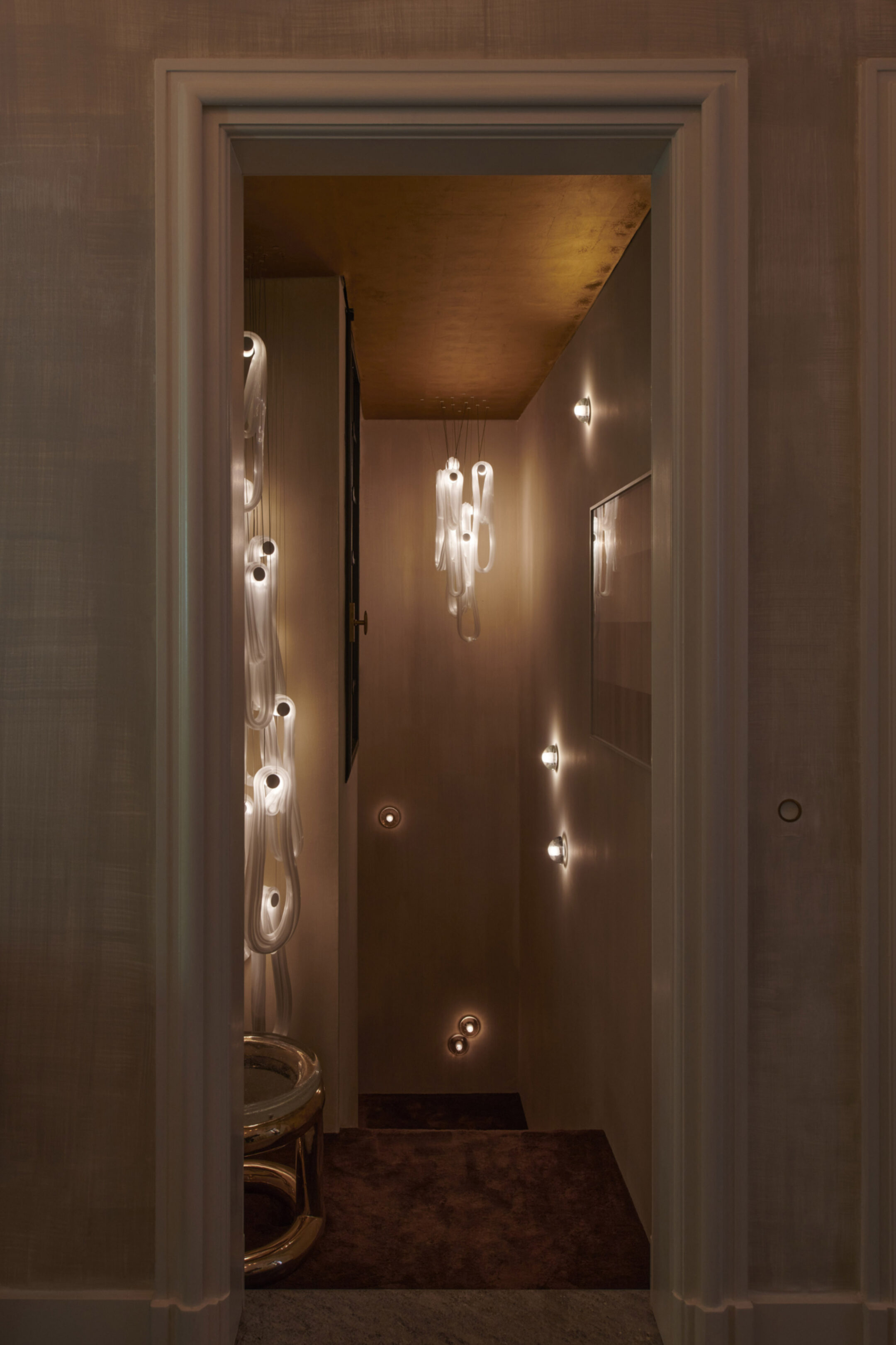 Milan Apartment 87 Paola P 16751