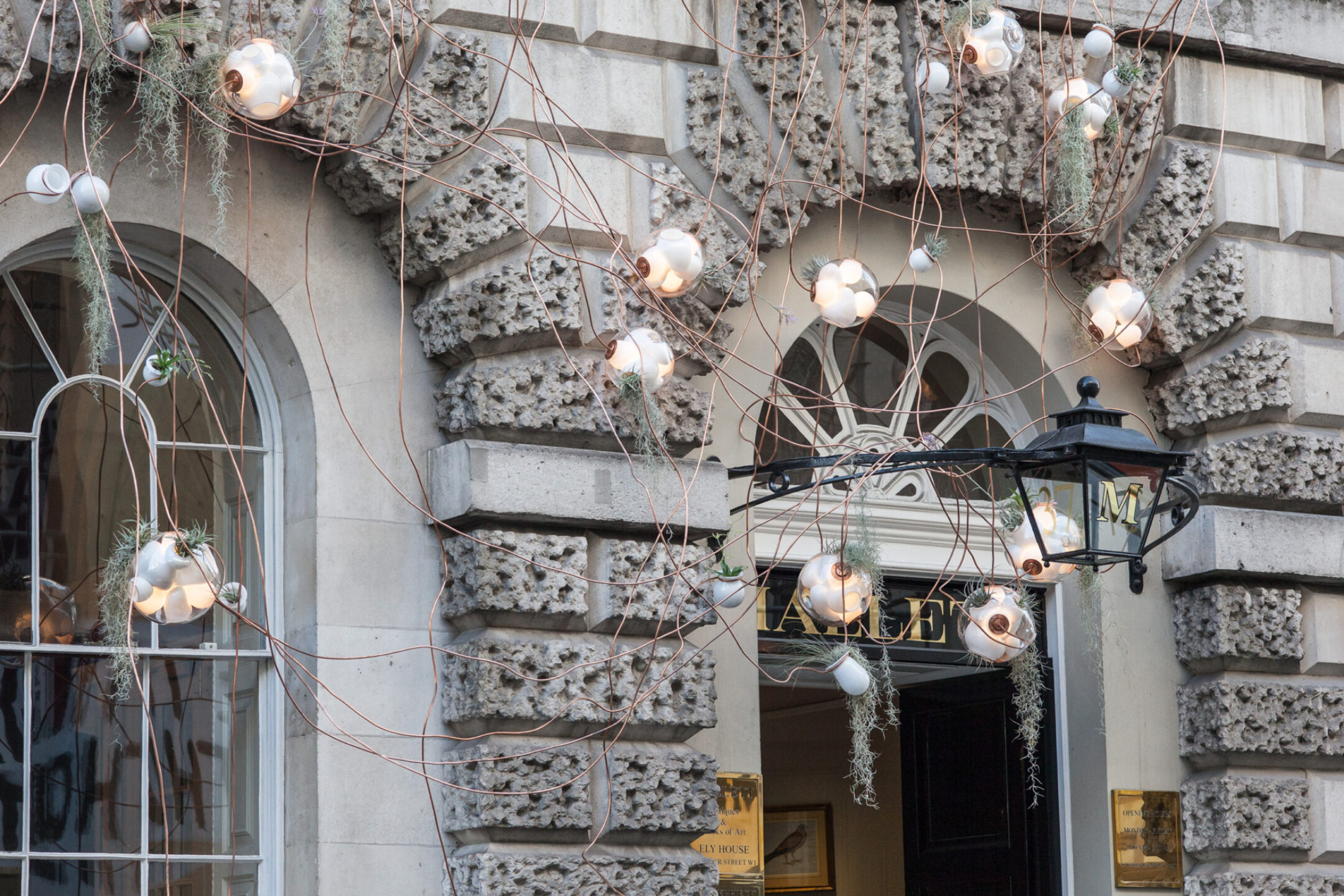 MallettAntiques_38_Facade_GwenaelL_0243